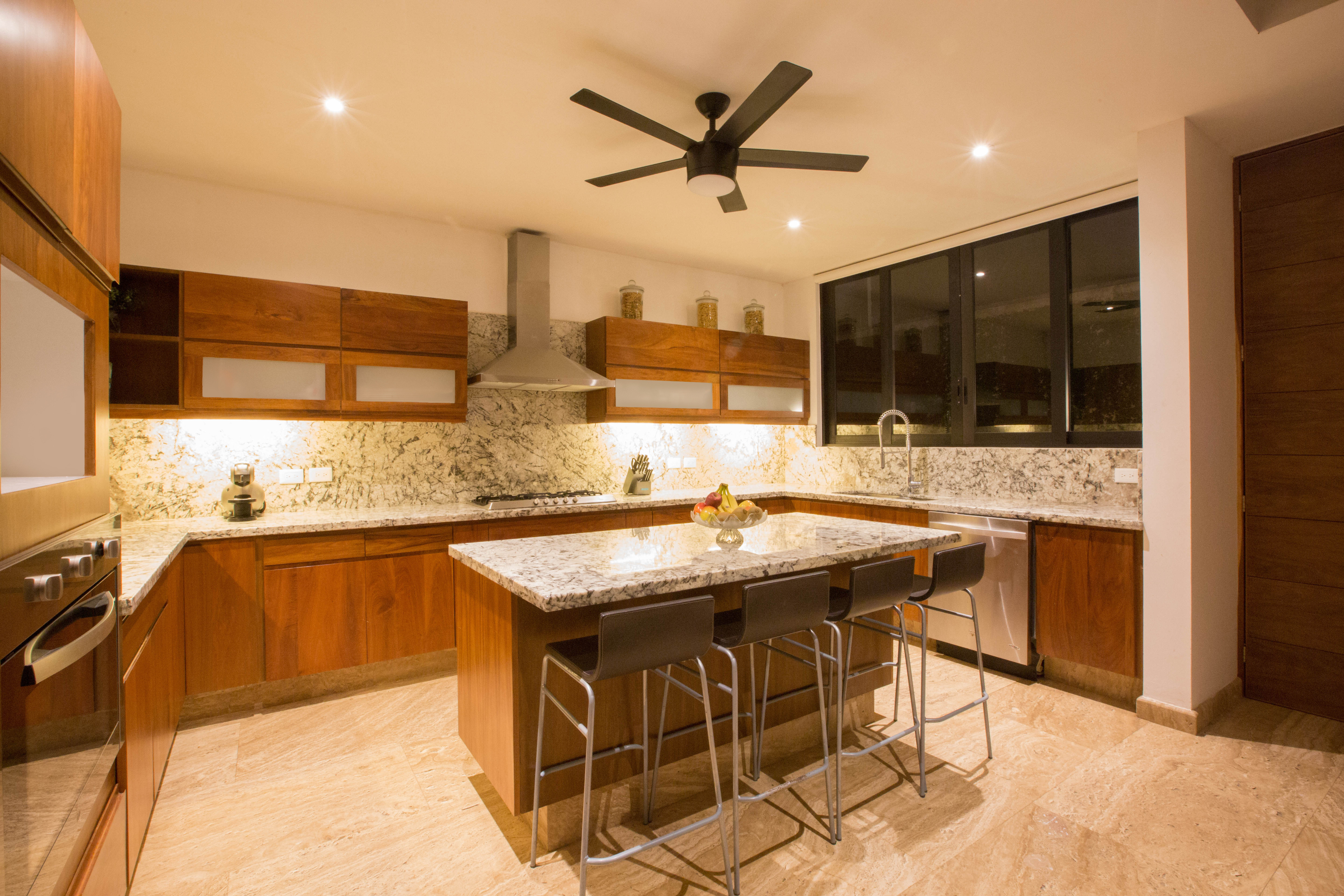 城市中的私密绿洲 · 角落之家设计-23