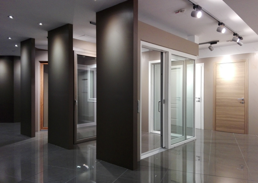 卢卡门窗展示厅-7