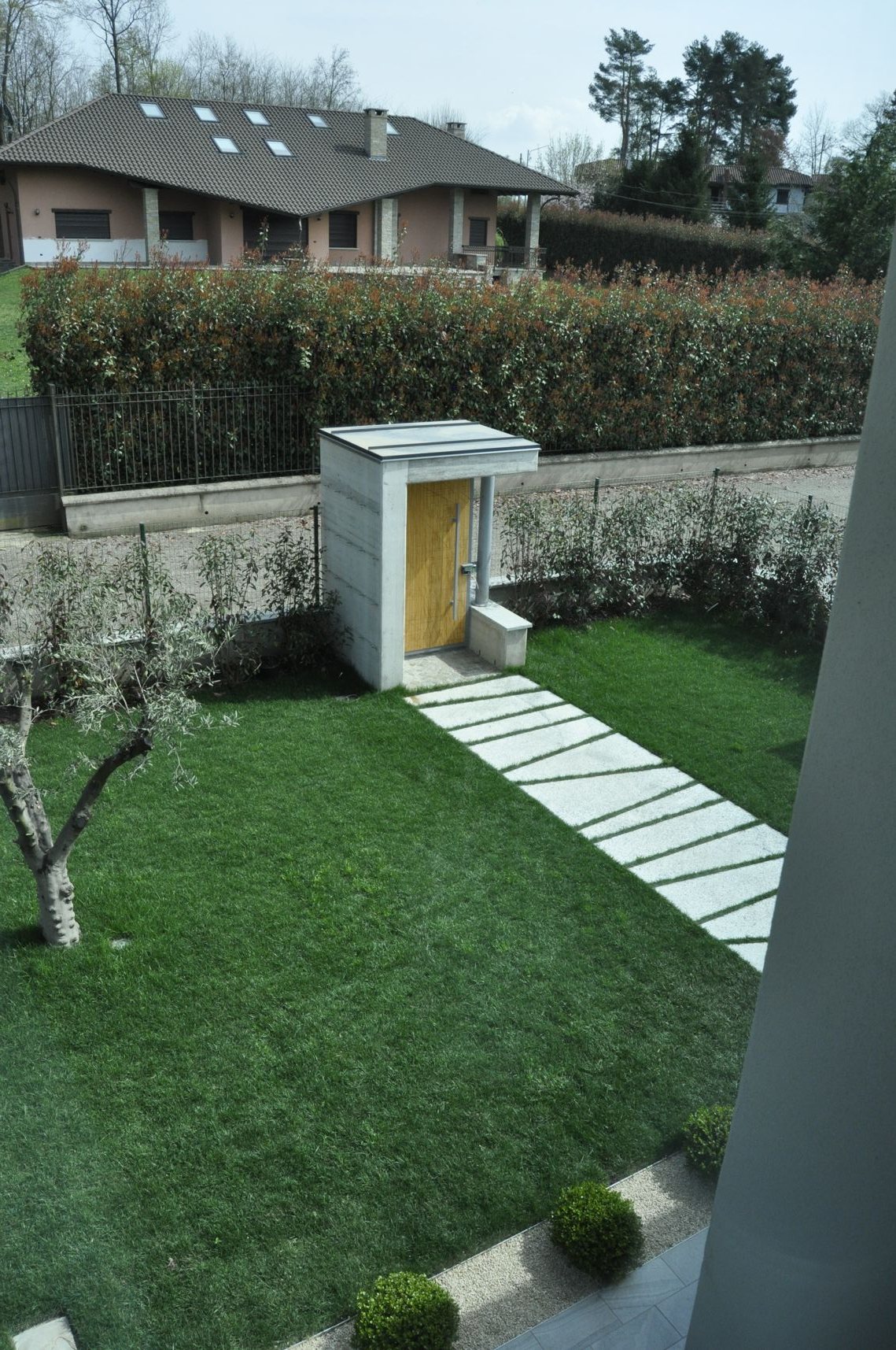 简约风格单家庭院住宅设计-17