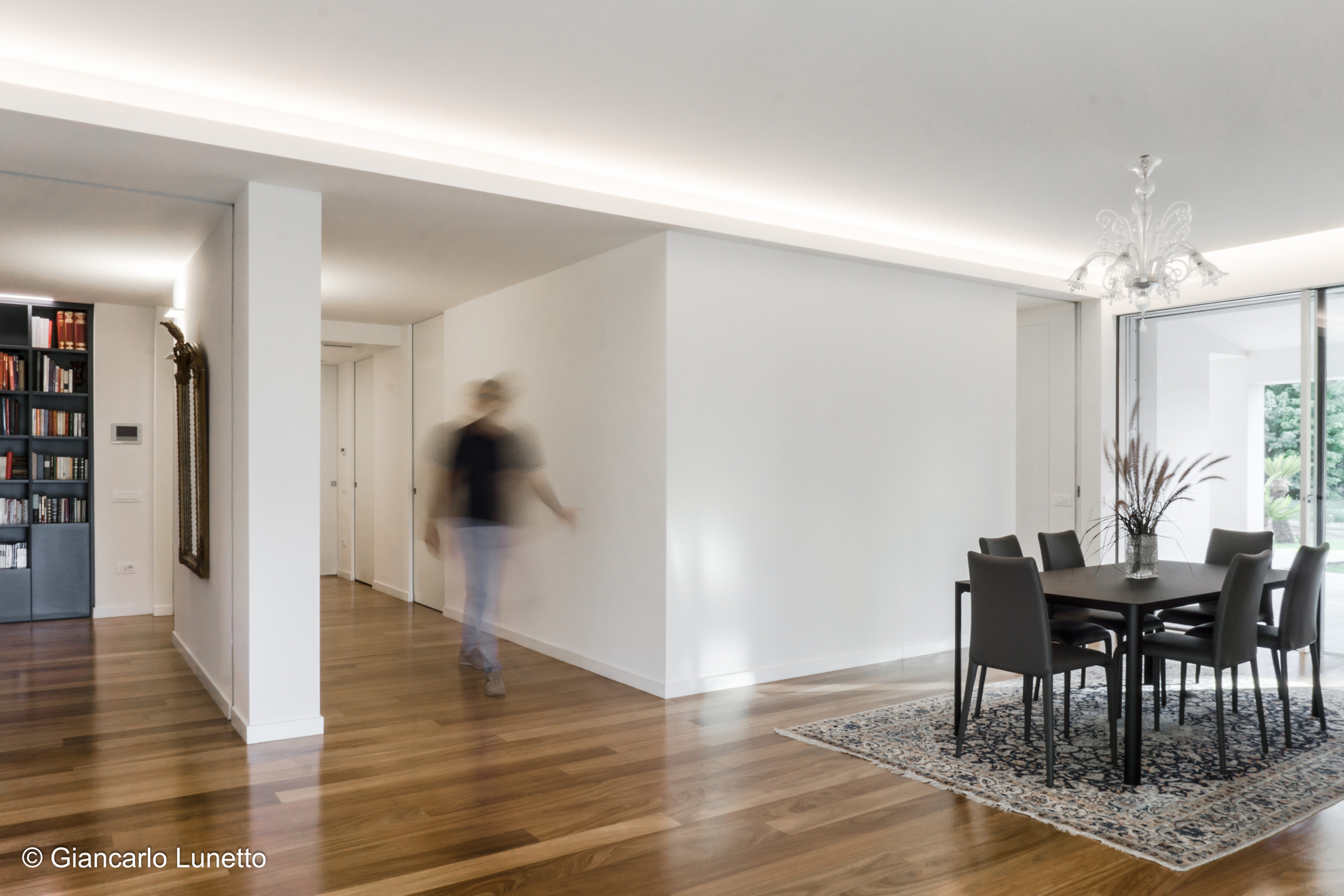 乡村 70 年代老宅翻新，现代家庭生活空间-23