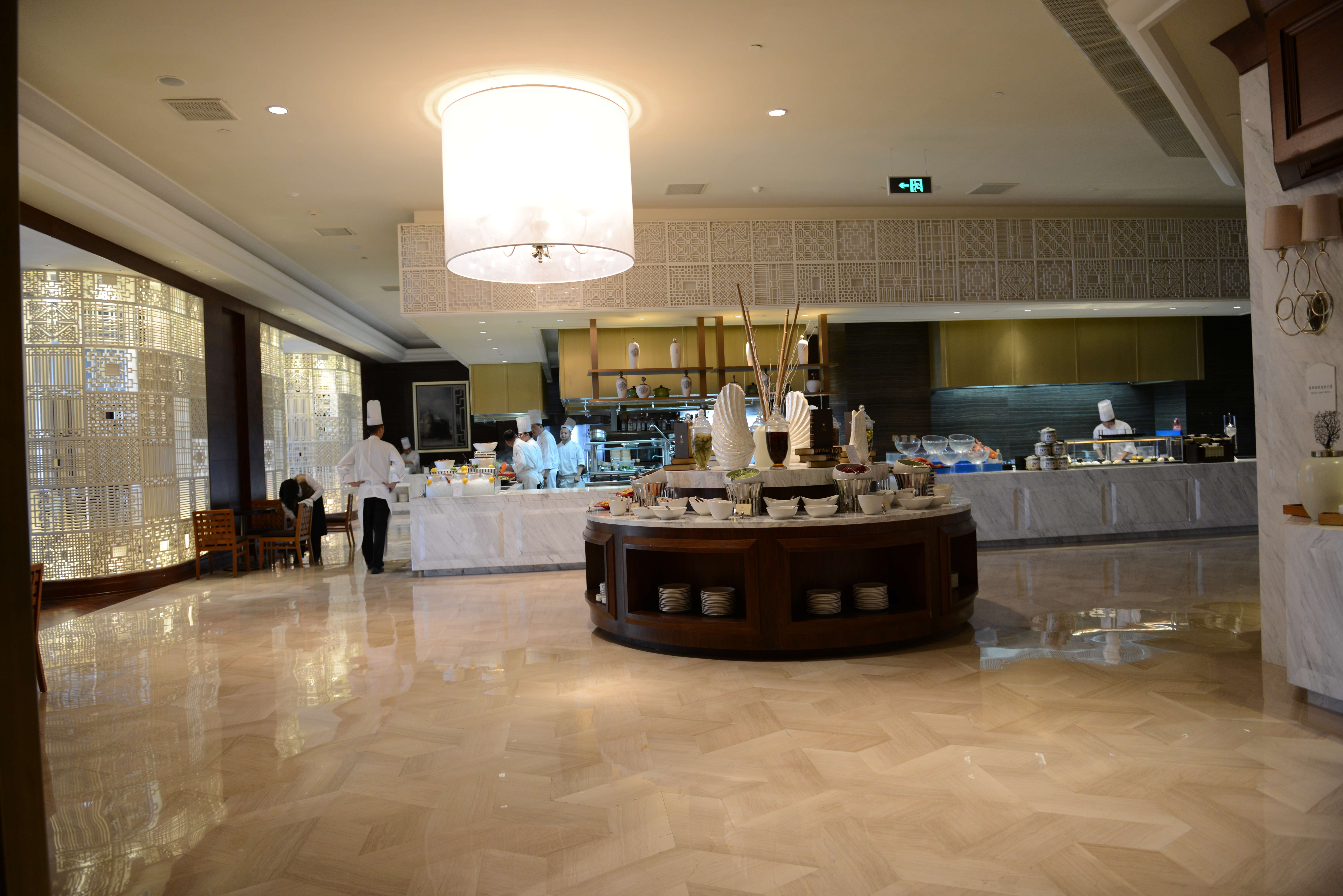 大连城堡酒店餐厅区域照片-2-34