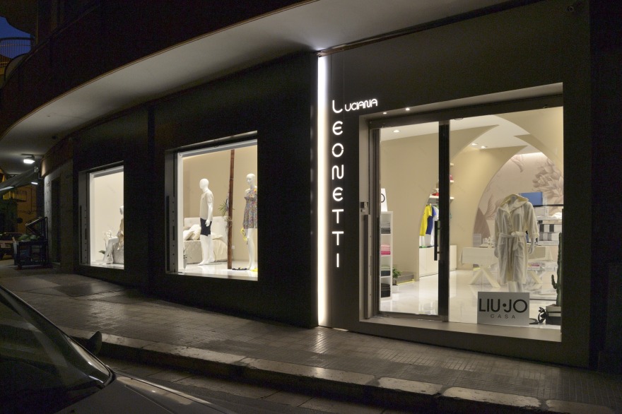 LUCIANA LEONETTI 时尚展示空间-0