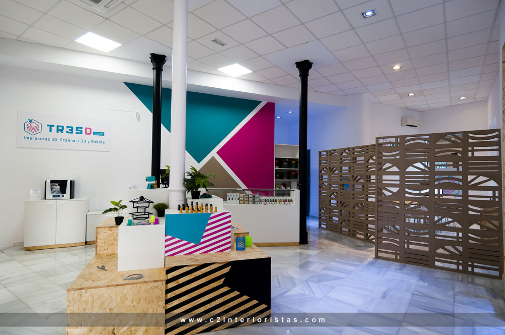 2017 年完成的 TR3SD 3D 打印机商店室内设计-8
