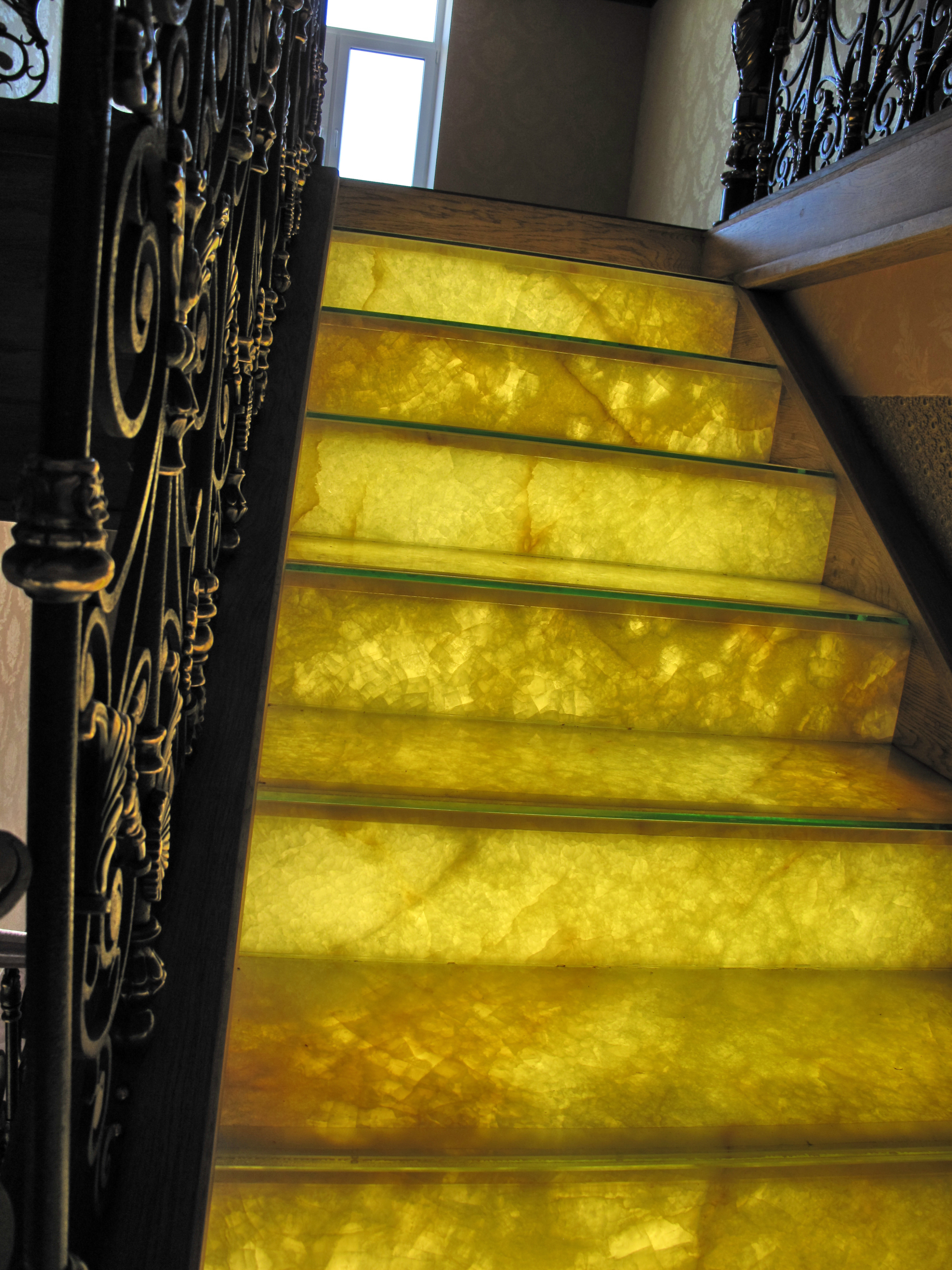 2012 年经典风格钢制单家庭住宅楼梯设计-12