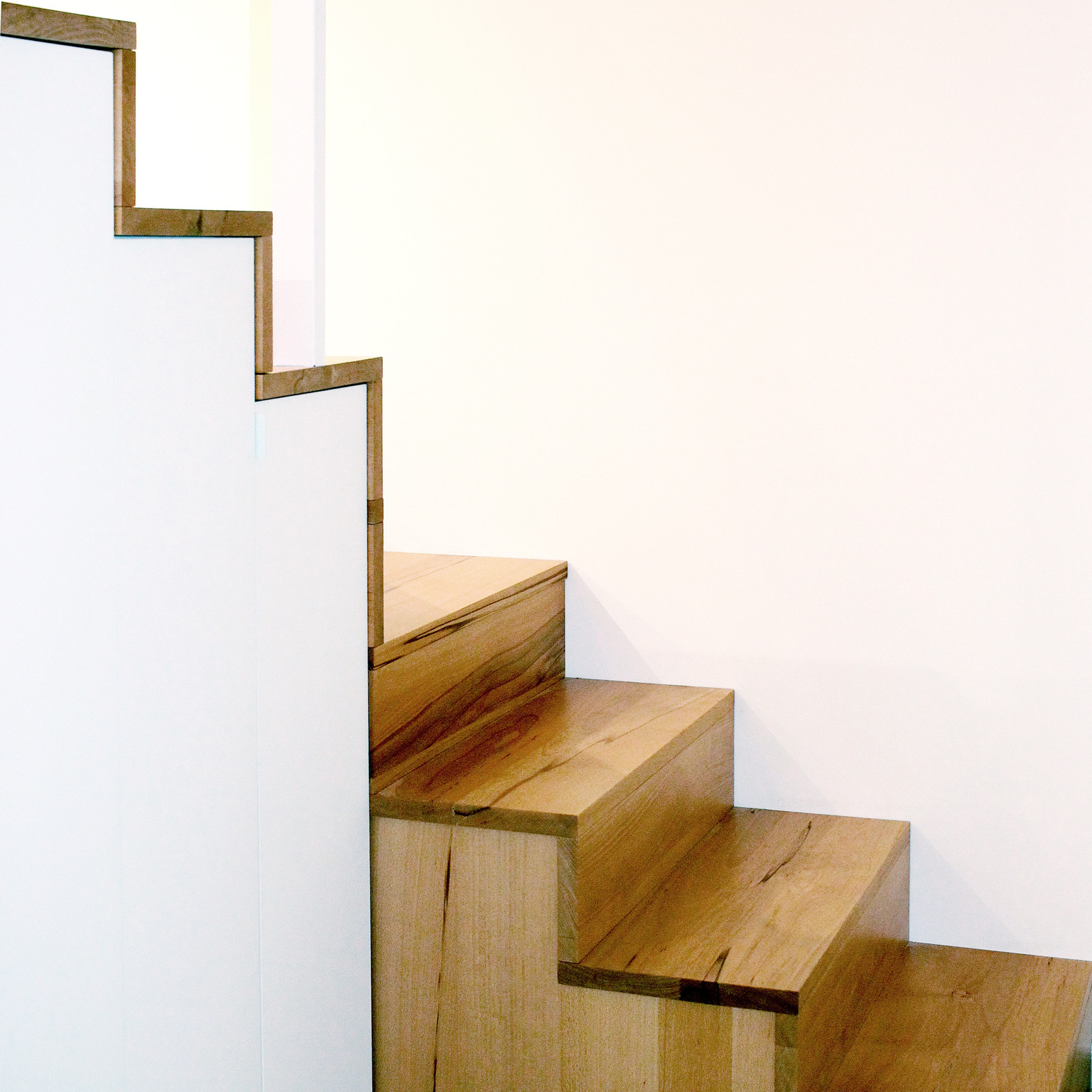 双面储物楼梯设计-5