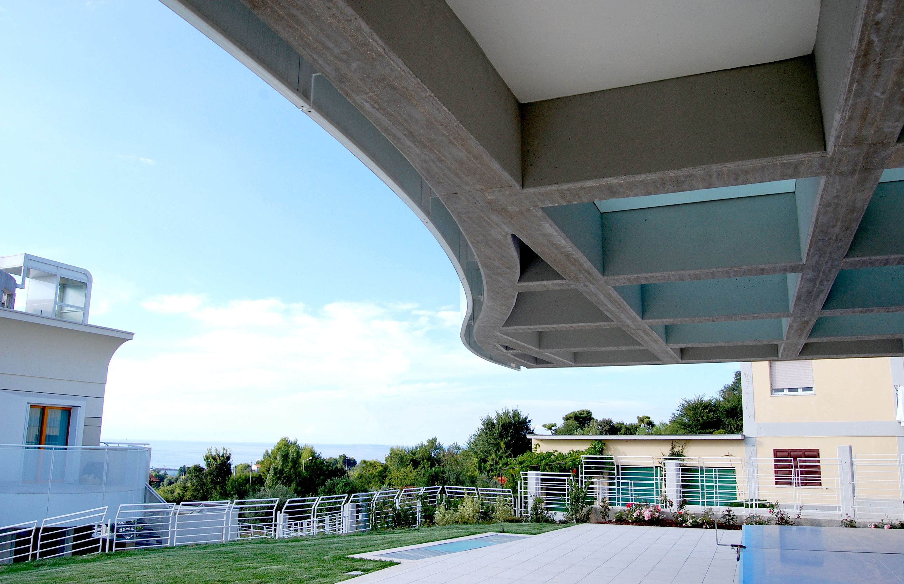 2010 年意大利 Falconara Alta 私人住宅-24