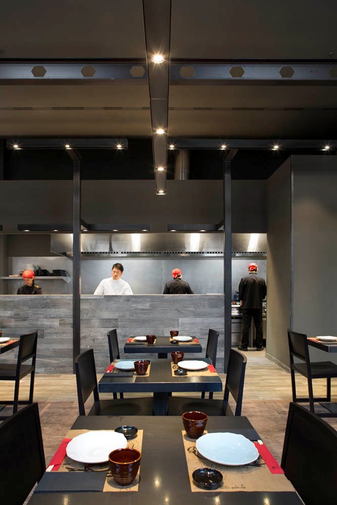 西班牙巴塞隆纳，日本料理店Umo Japanese Restaurant by Estudi Josep Cortina-1