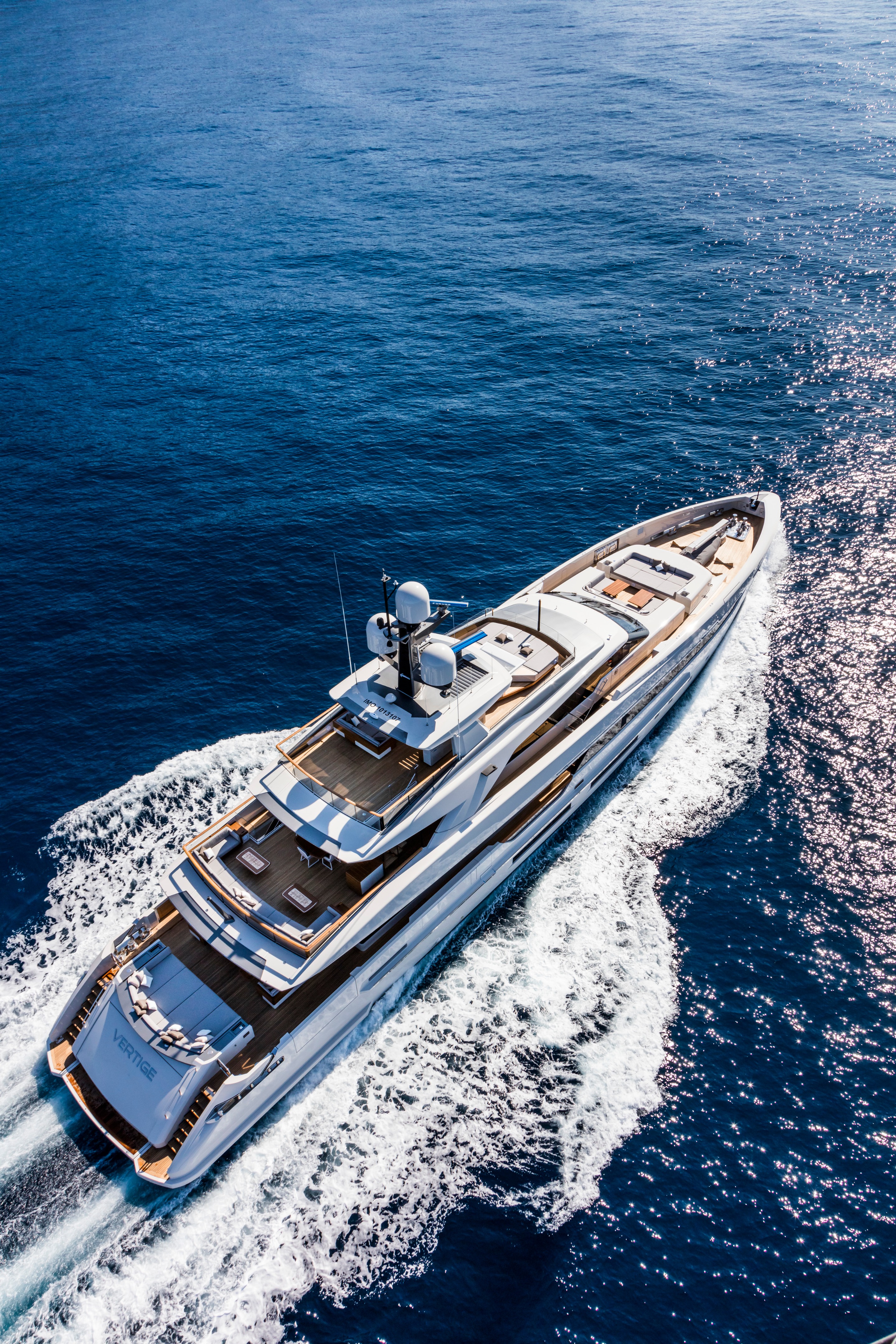 豪华游艇"M/Y Vertige"的精致室内设计-19