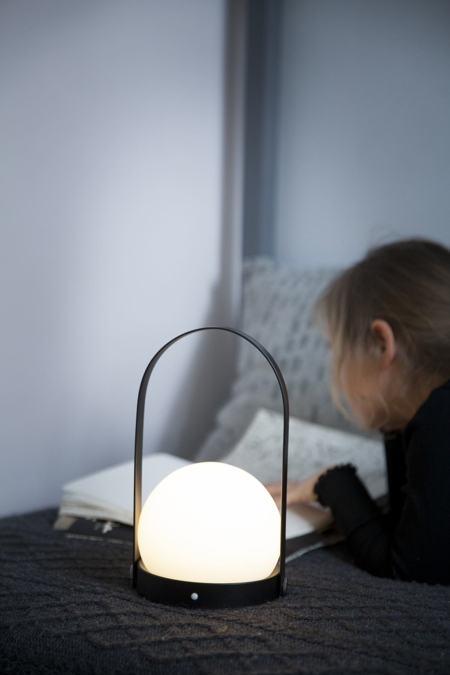 卡丽便携式充电 LED 灯——极简设计与“hygge”的完美结合-6