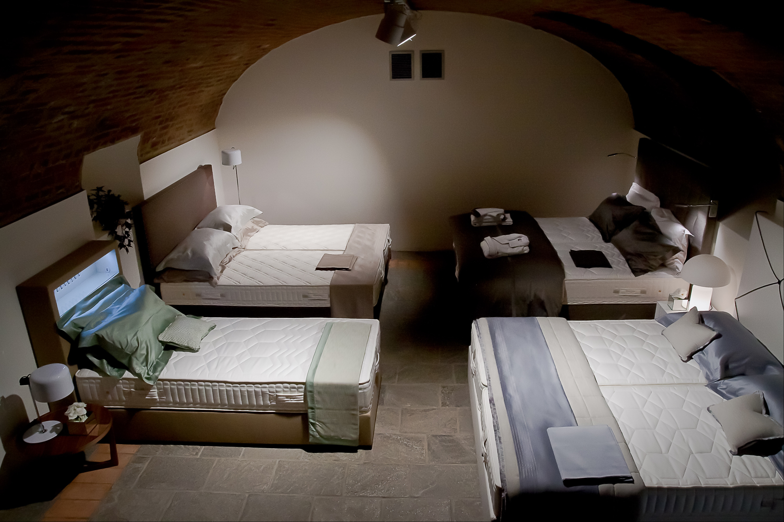 米兰精英床垫展示厅-29