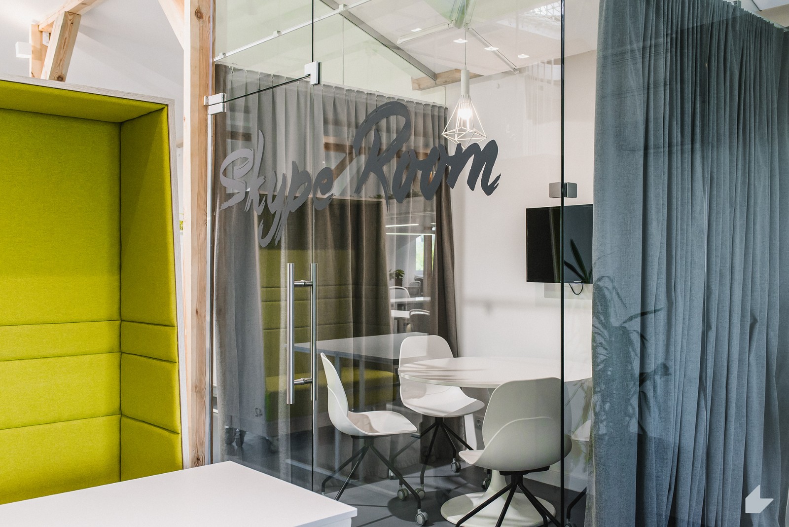 为办公注入活力，380m²乌克兰联合办公空间  Leo Duk Design-21