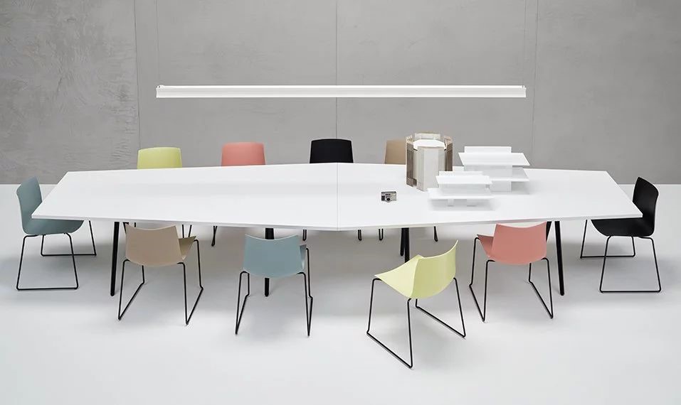 Arper 的极简色彩空间 | 创意办公与公共空间设计-27