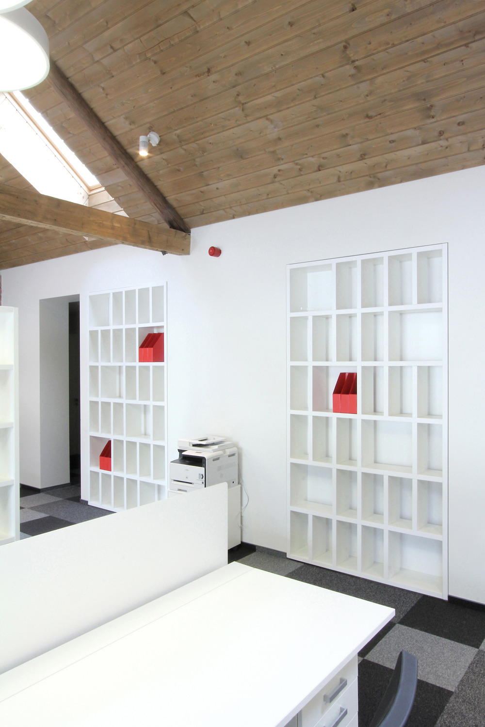 旧仓库变身高品质办公空间-16