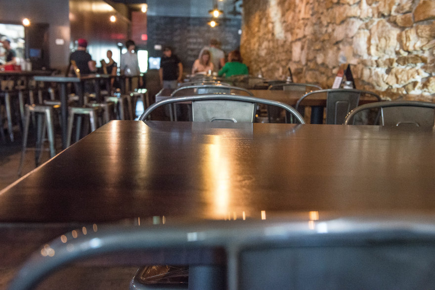 大学城经典酒吧翻新记-5