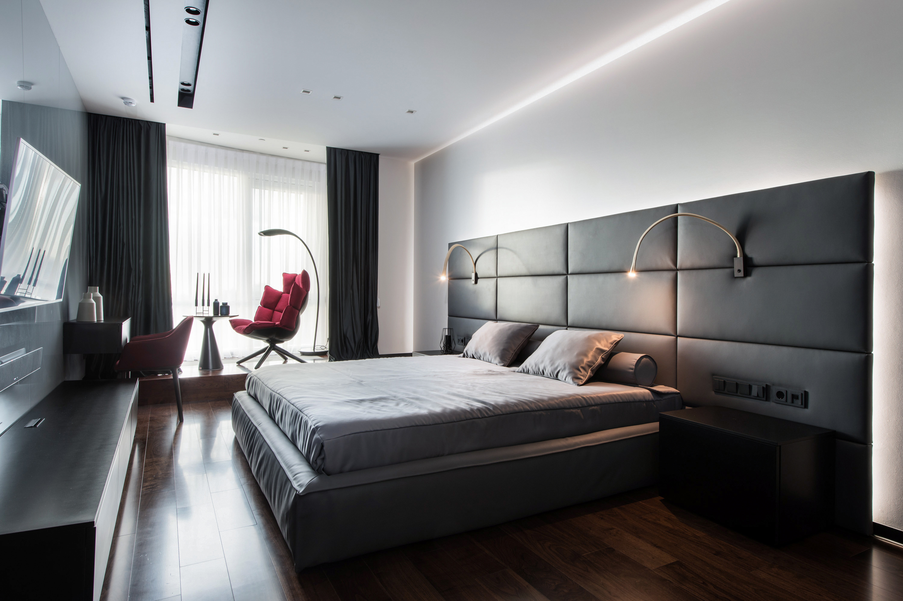 几何矩阵空间 | 暖木与冷玻璃的对比设计-18