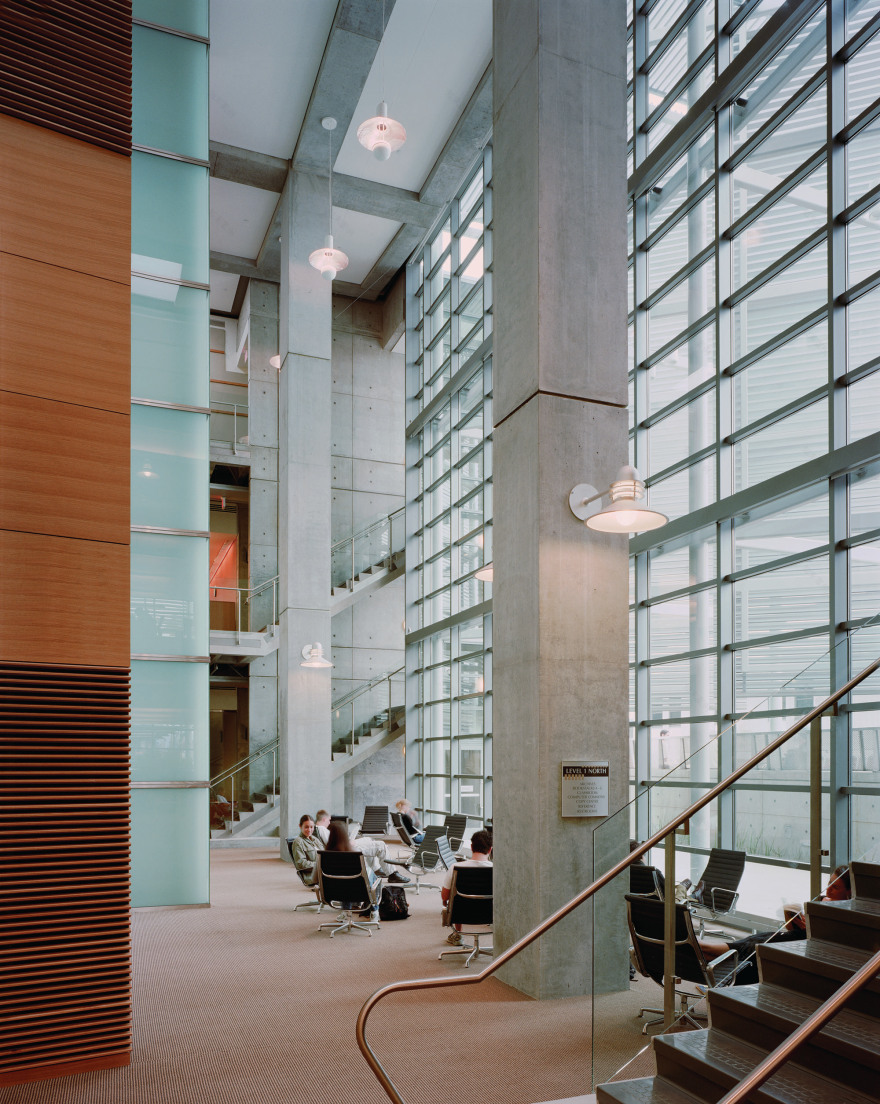 圣塔莫尼卡学院图书馆-4