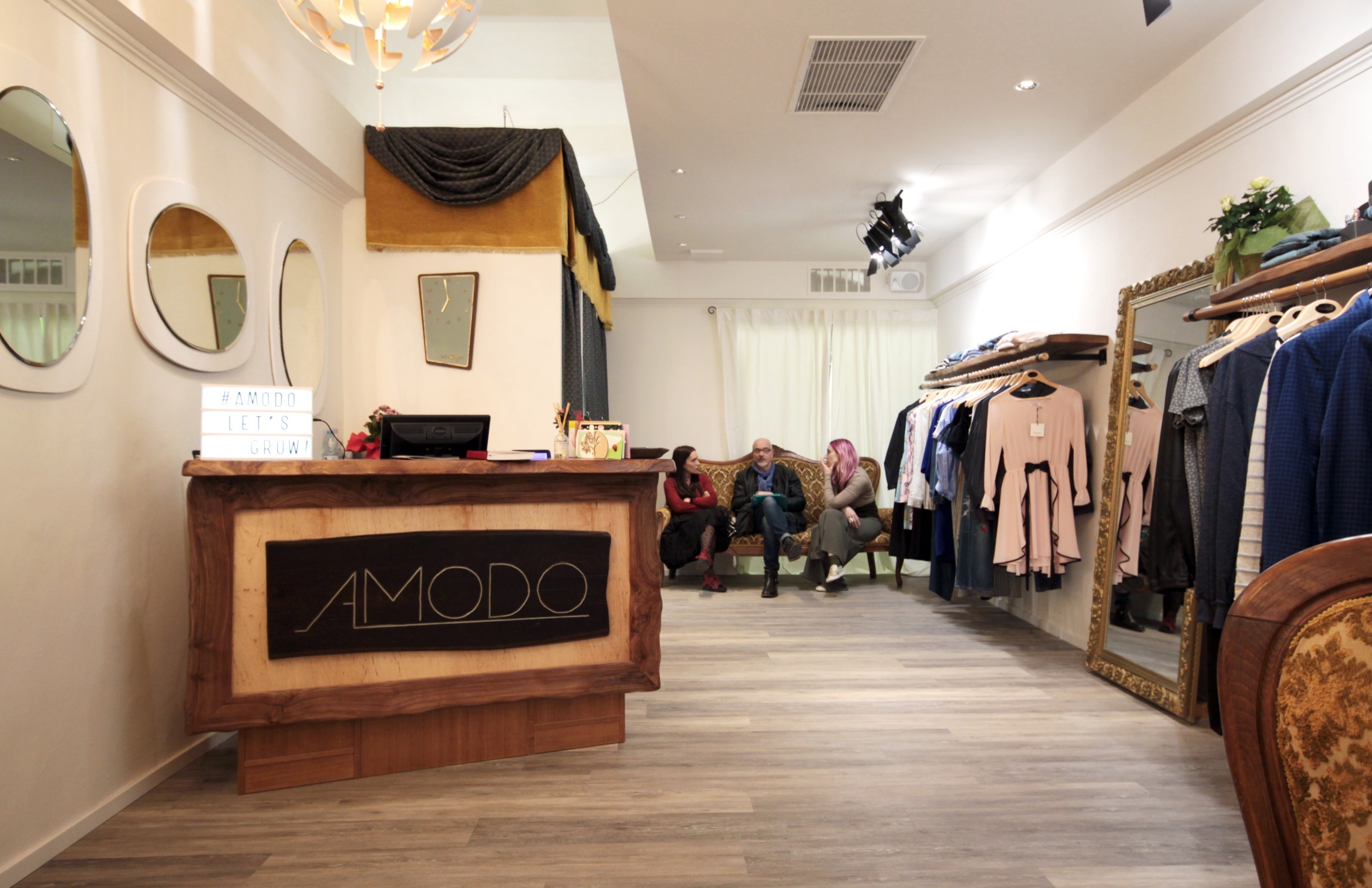 AMODO 时尚服装店 | 2017 年室内设计佳作-11