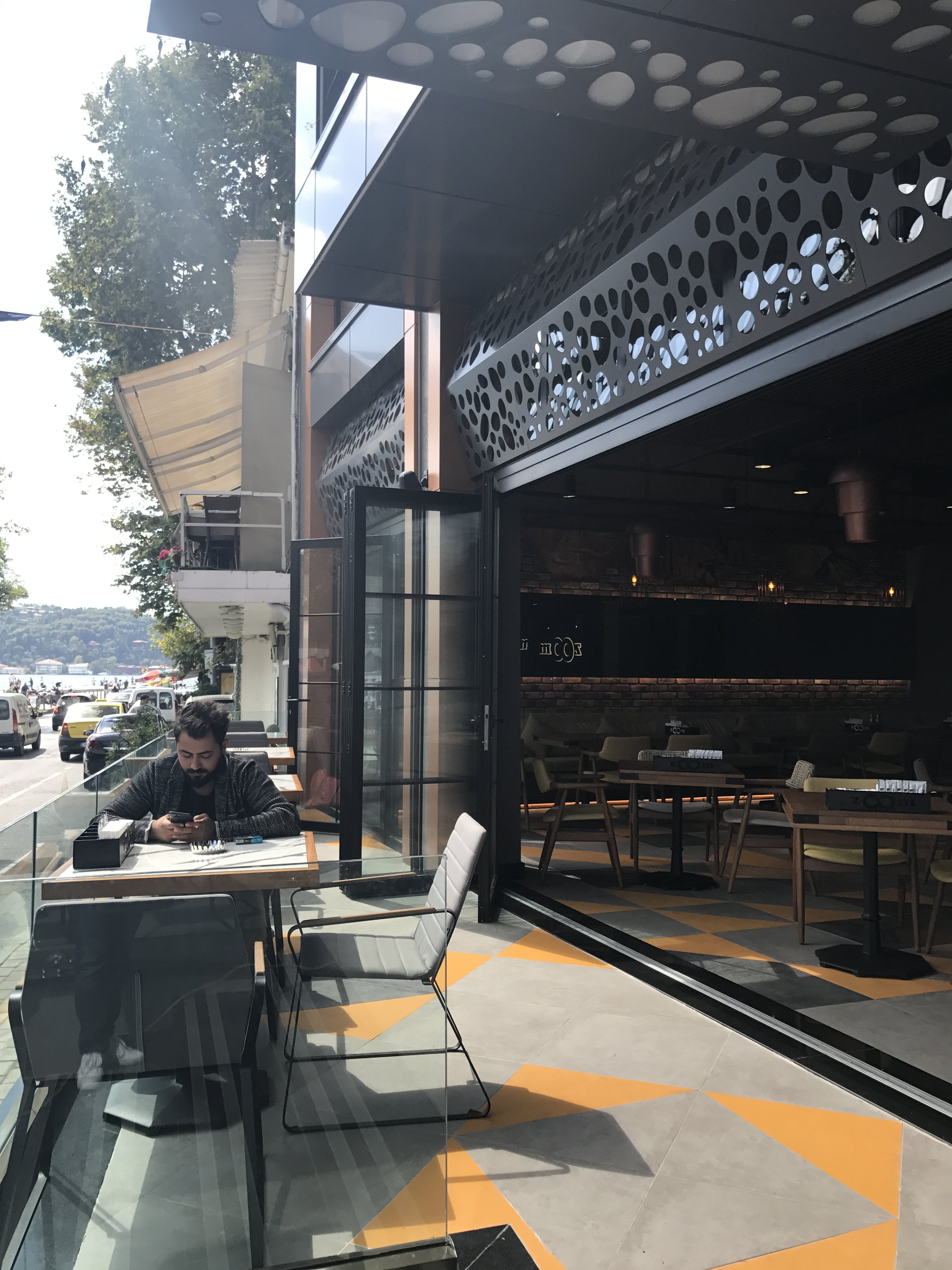 2017 年完成的 ZOOM 咖啡餐厅室内设计案例-42