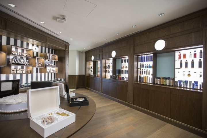 Emporium Men | 阿塞拜疆巴库的多品牌商店设计-8