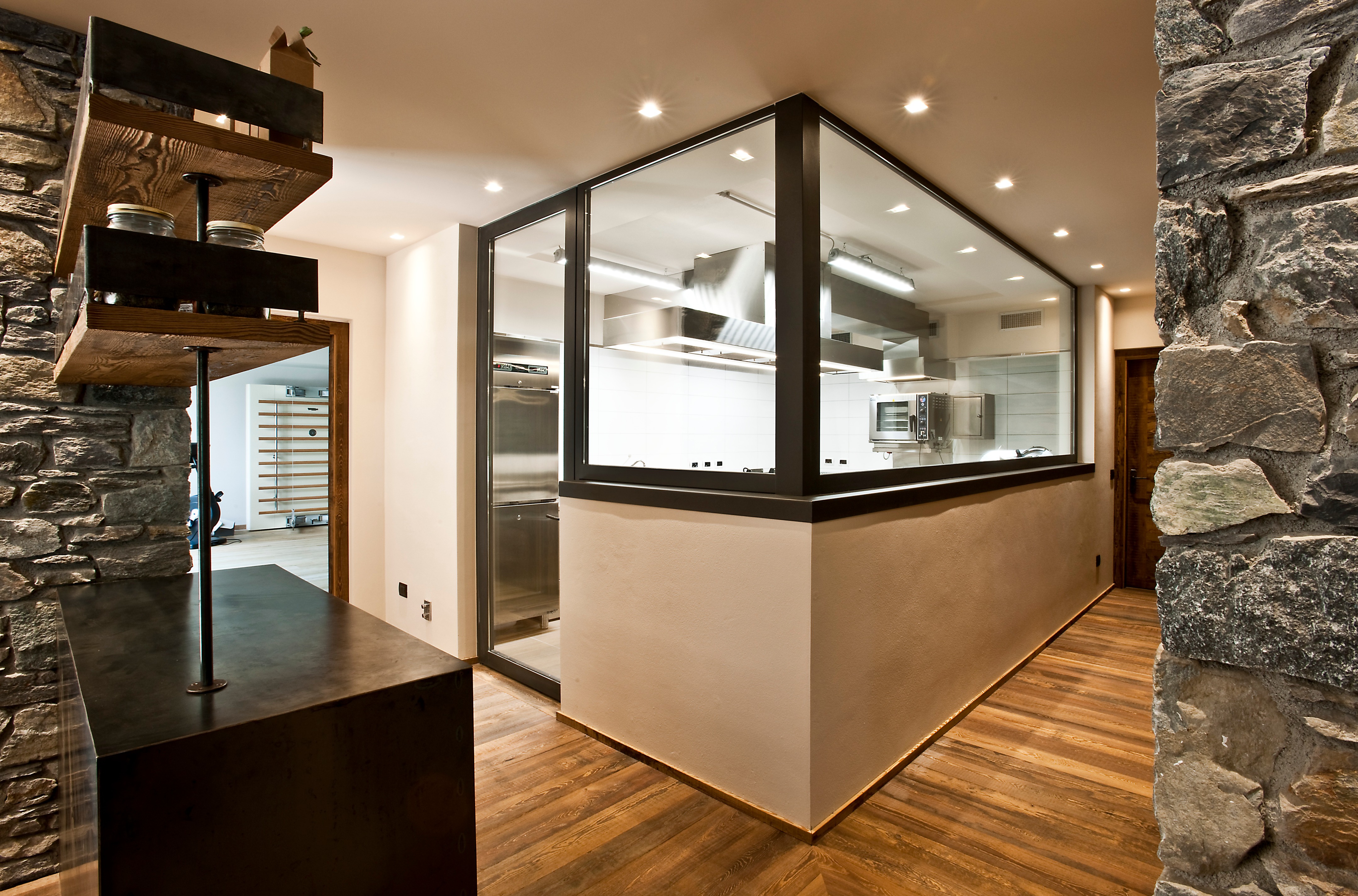 别墅，餐厅·木材和石头-18