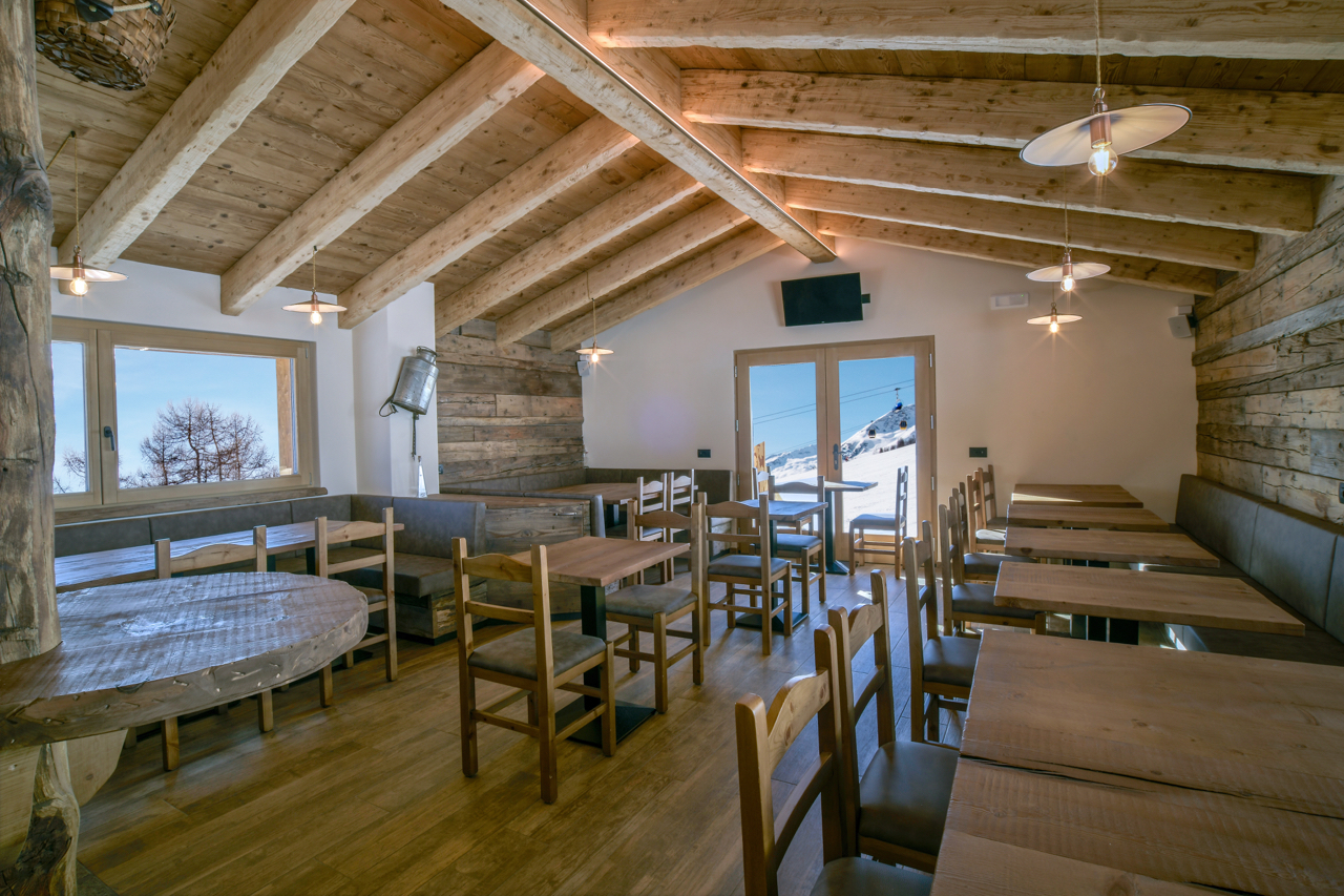 雪山之上的温馨猫舍——La Tana del Gatto 餐厅设计-53