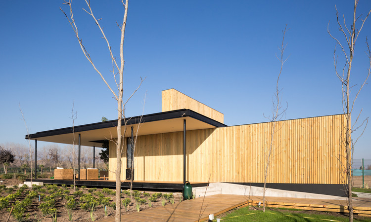 智利人工泻湖住宅销售展示厅-2