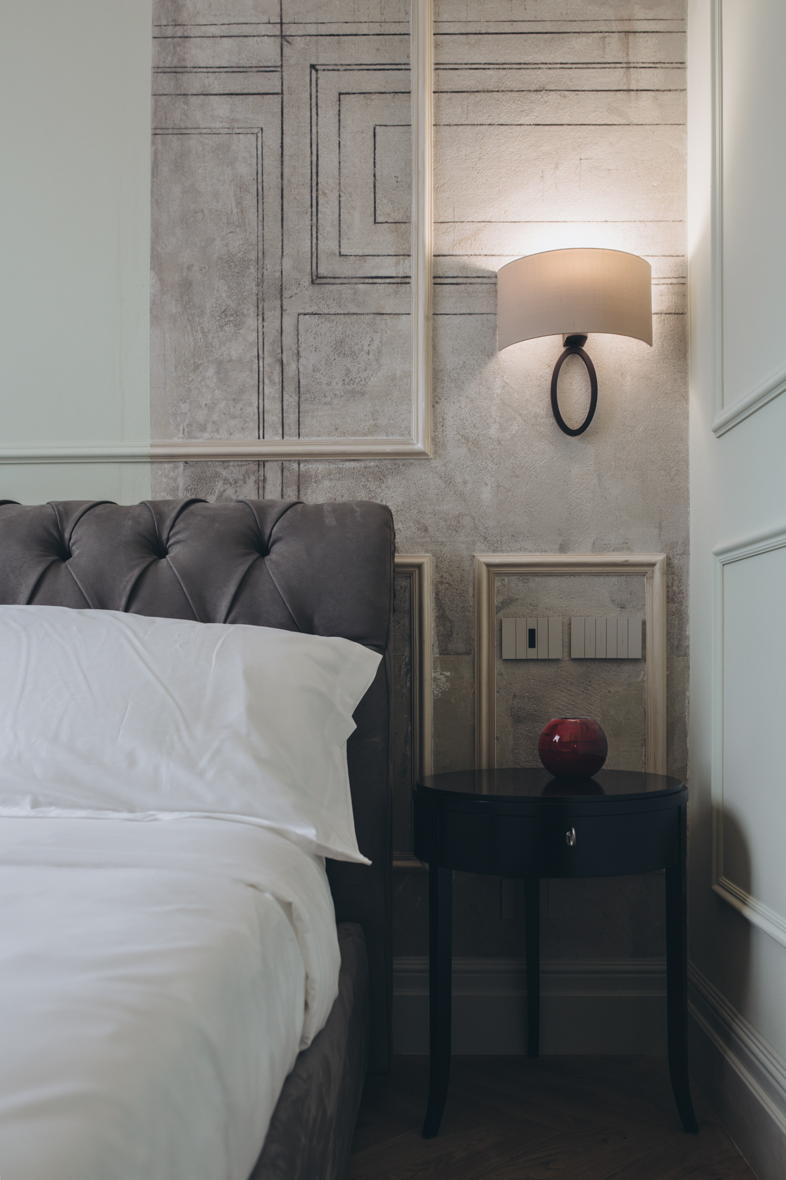 意大利博洛尼亚百年建筑的奢华套房新生-31