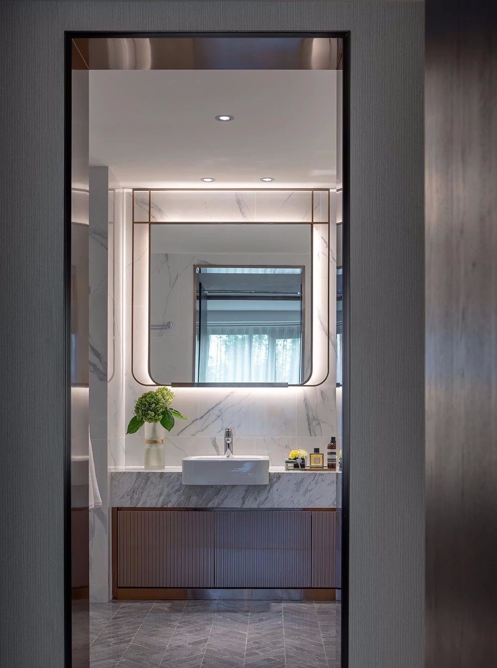 融入自然的艺术别墅，打造生活与空间对话的典范-45