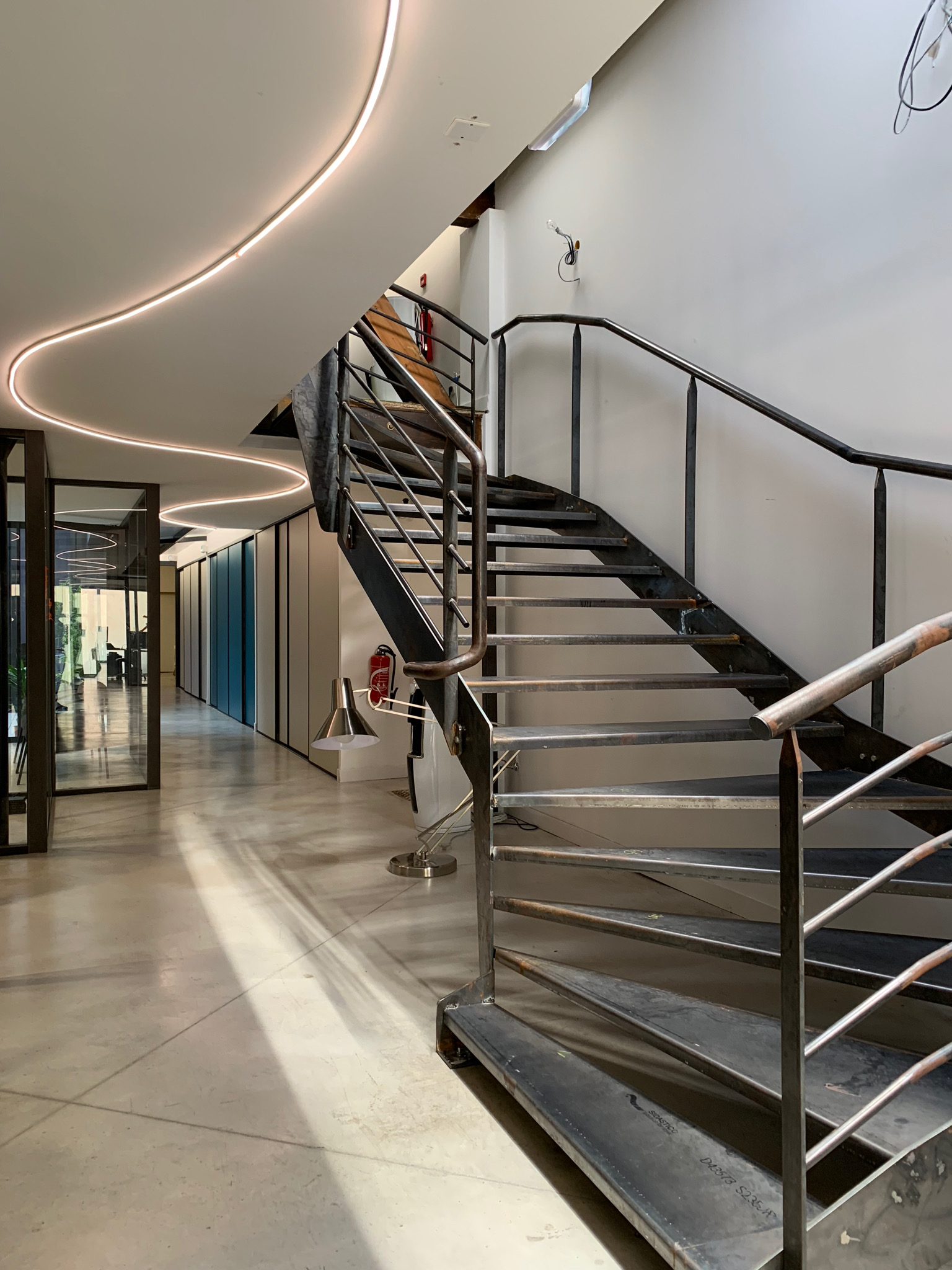 2016 年新领域公司仓库变身网络代理总部-53