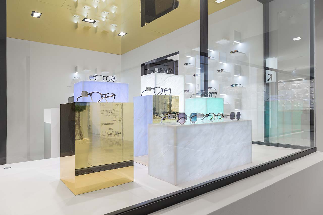 白色与自然的完美结合，眼科诊所与餐厅的现代演绎-2