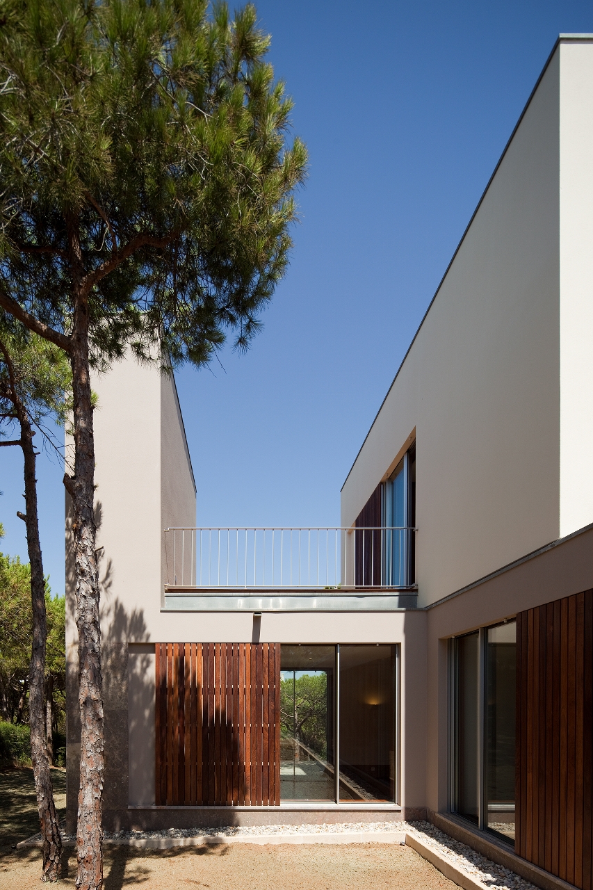 绿海滩别墅的私密与公共空间融合设计-8