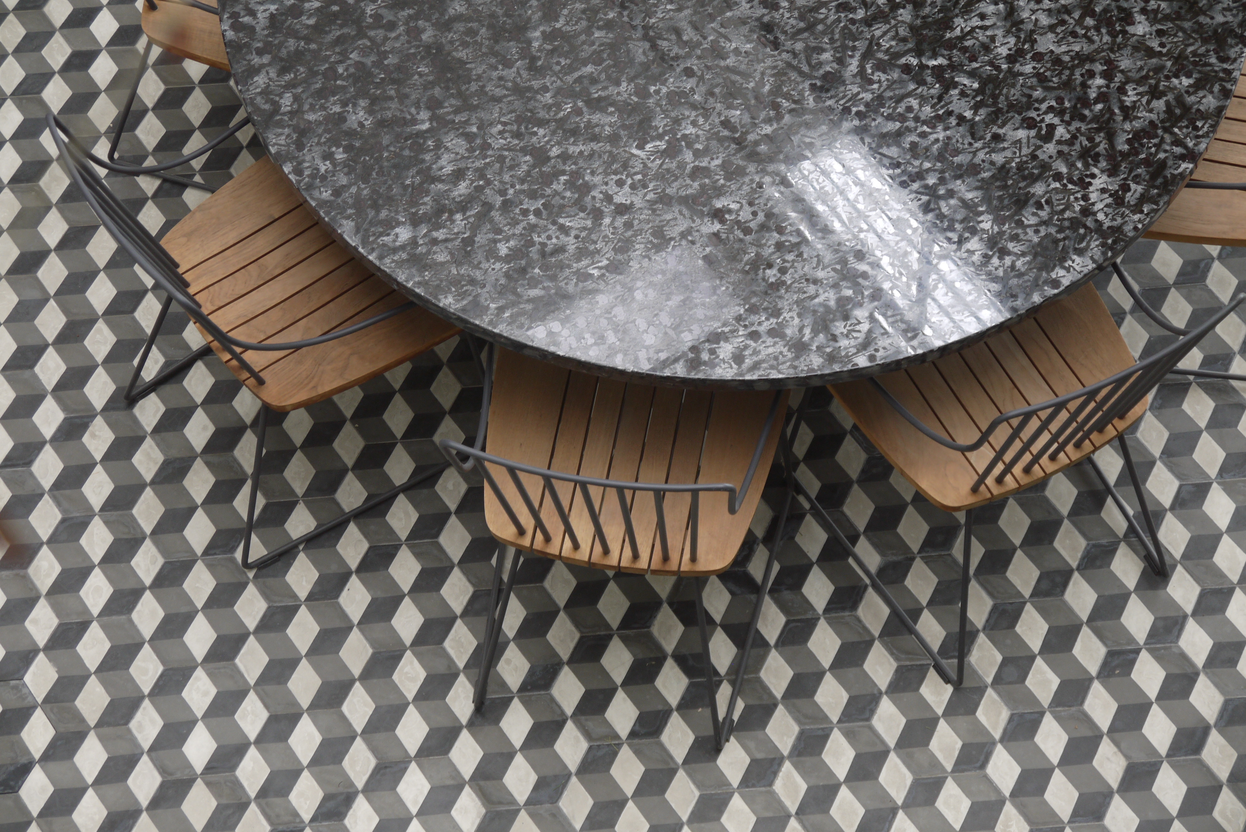 绿意盎然的山间别墅-15