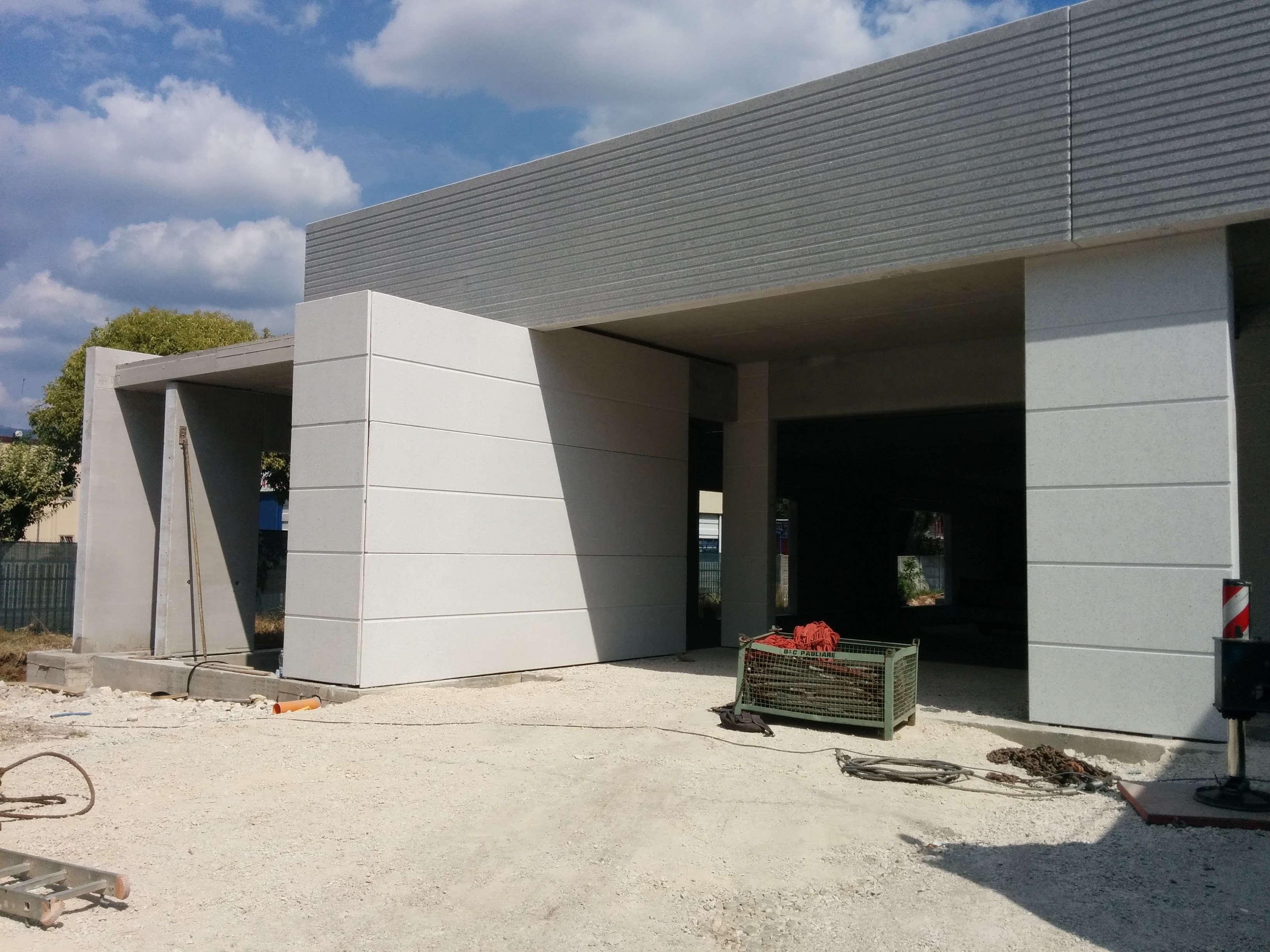 简约风格健身中心,模块化设计展现现代美感-15