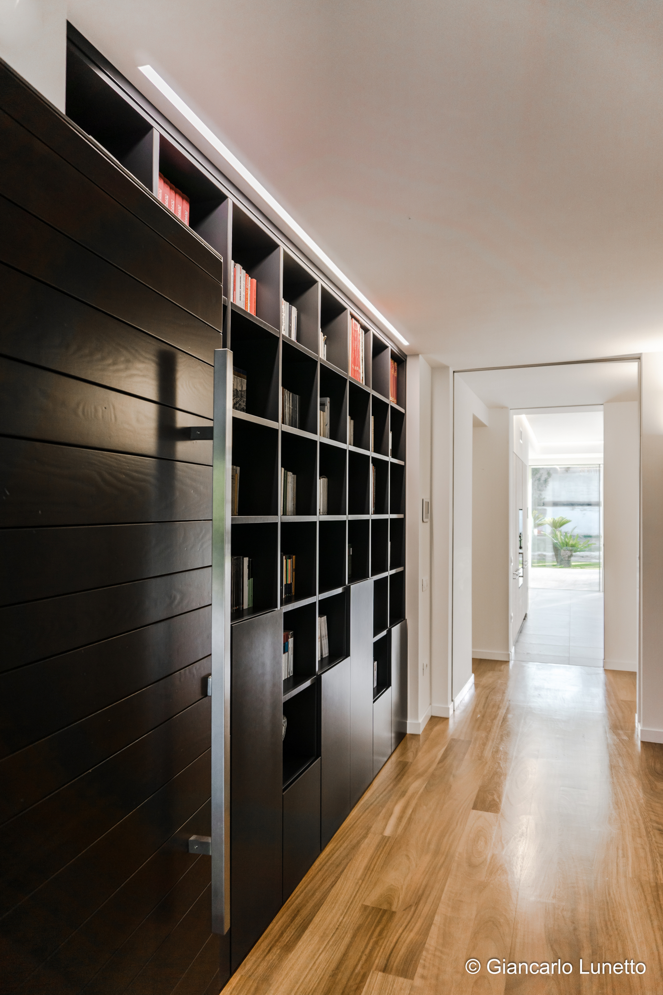 乡村 70 年代老宅翻新，现代家庭生活空间-3