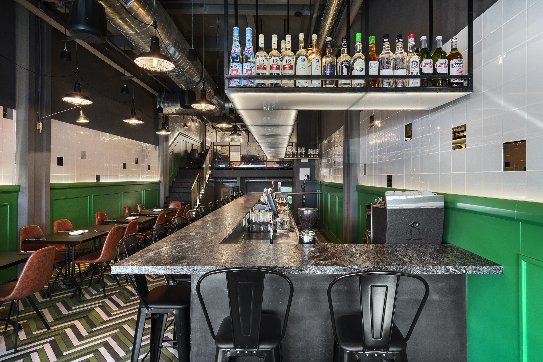 绿意盎然的城市绿洲——Rosenberg 餐厅-0