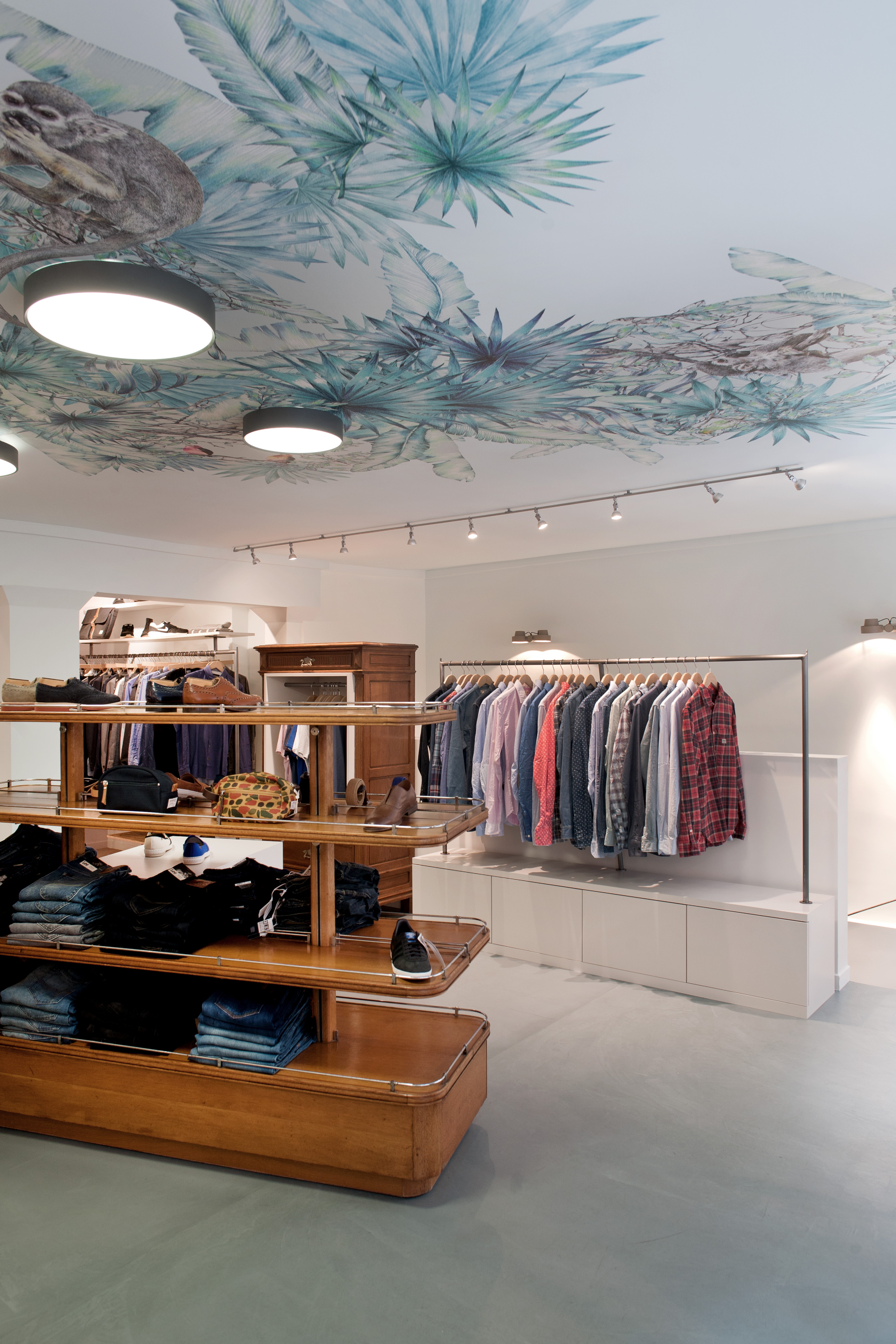 2014 年完成的 Naxor 品牌展示店室内设计-5