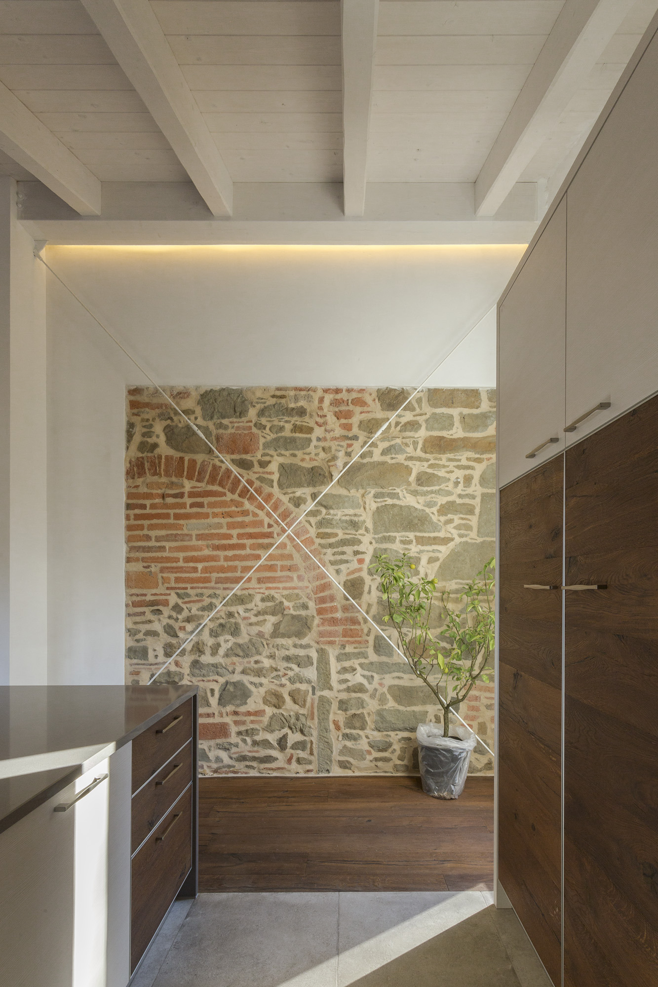 乡村别墅的绿色更新 | 意大利 Chianti 的可持续改造-3