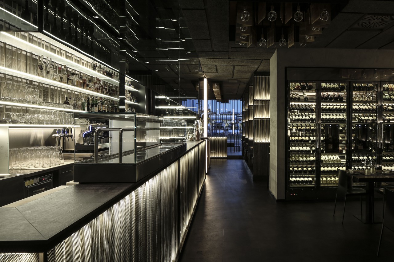 米兰 Lin Sushi 日本餐厅的精致设计-13