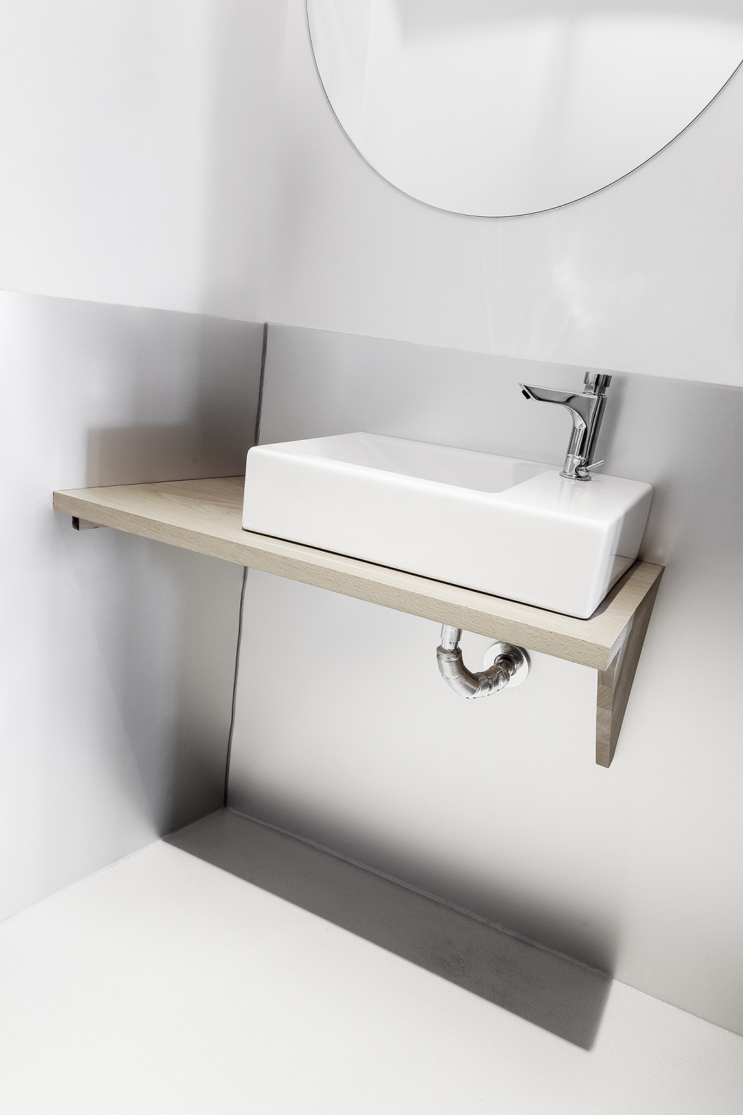 海景咖啡厅“Cafe Mirabous”的室内设计-8