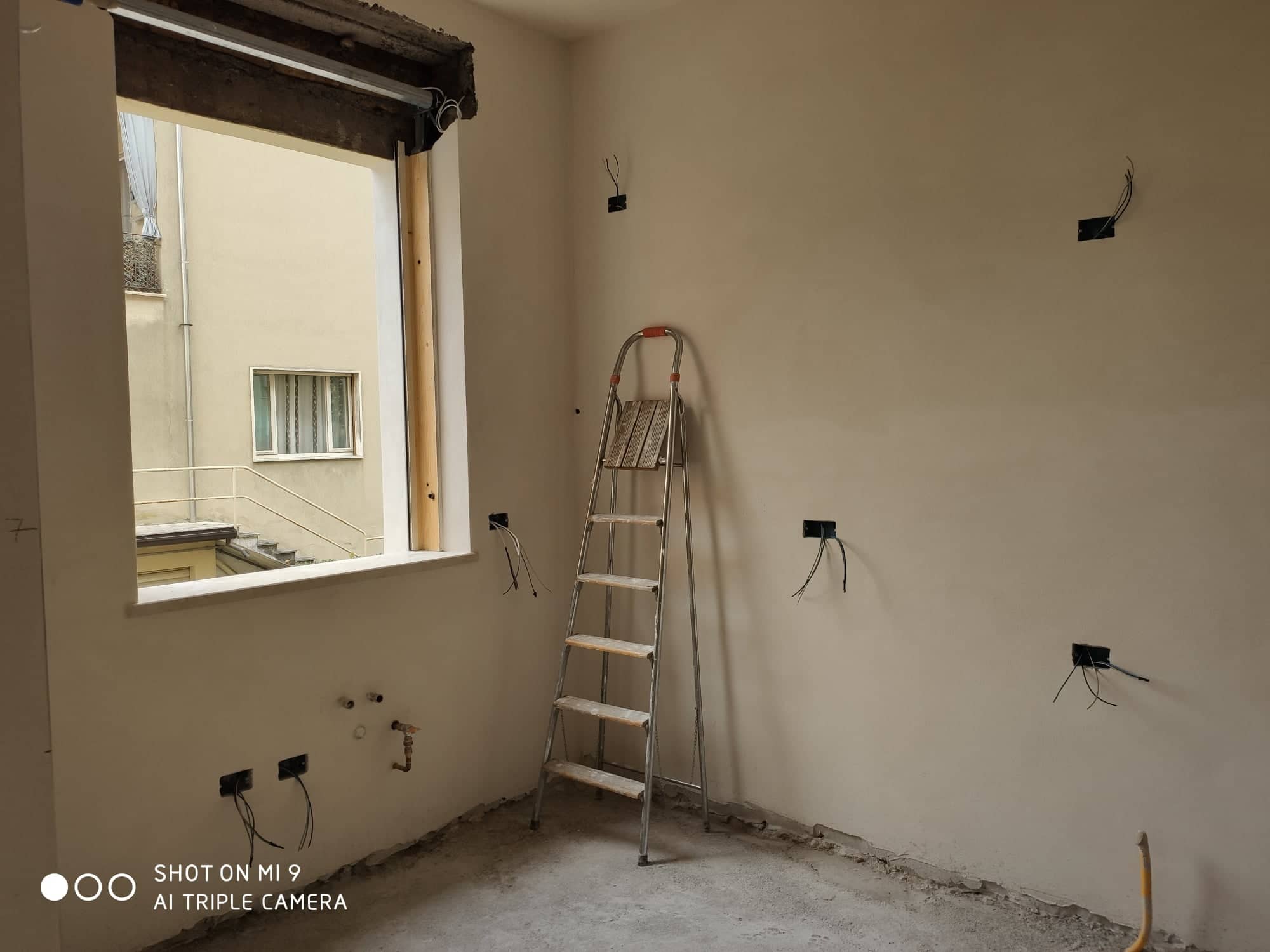 独特的色彩搭配与环保材料打造的意大利公寓-26