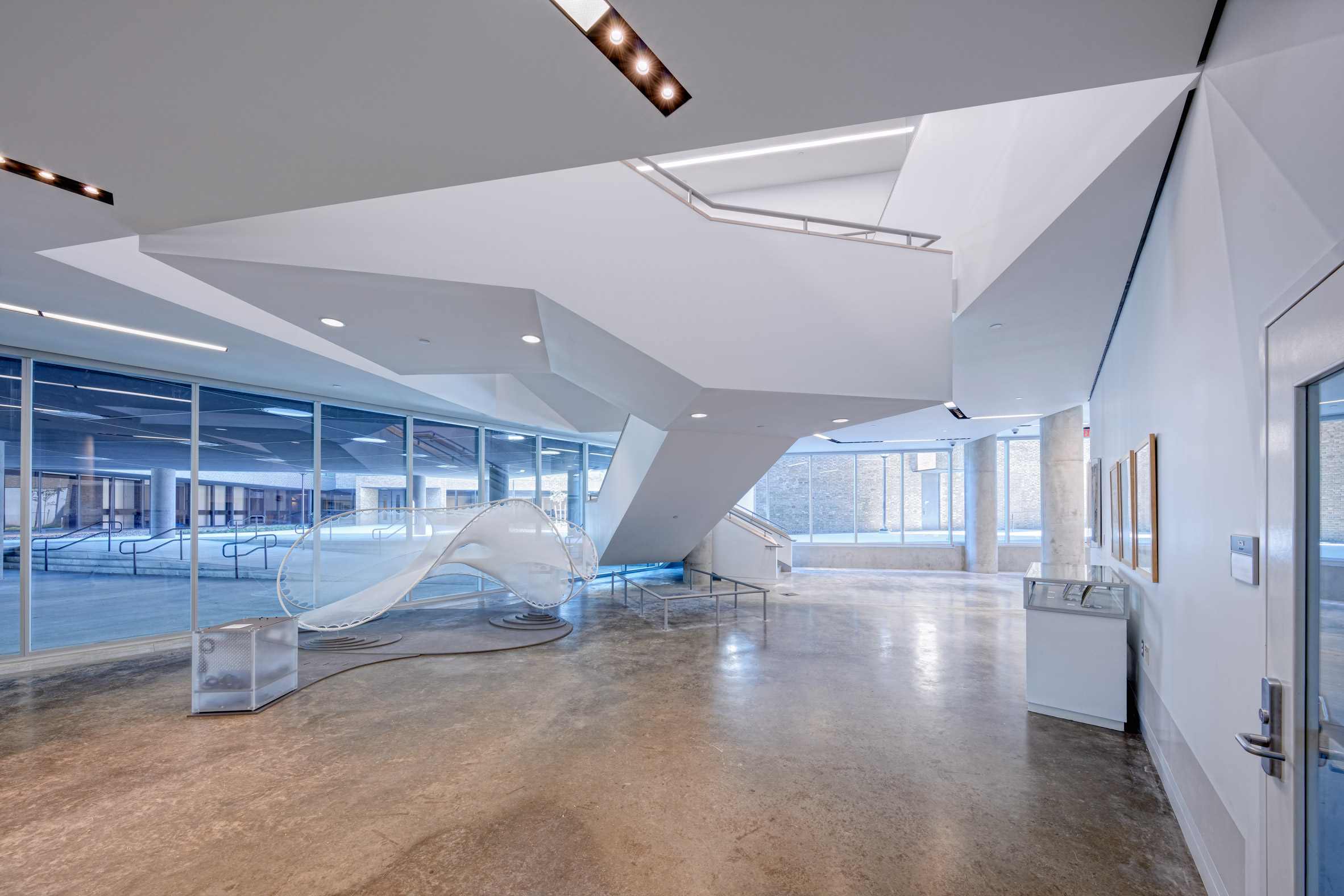 普雷斯顿斯科特科恩打造密歇根建筑学院锯齿屋顶新翼-14