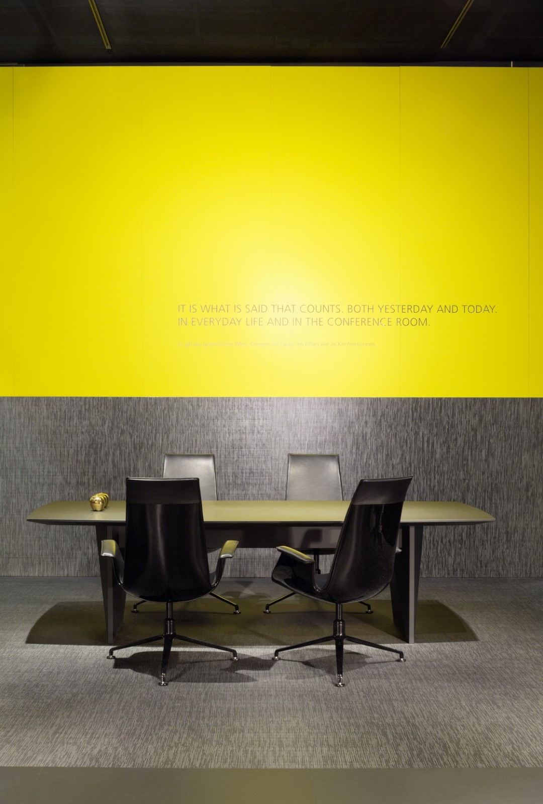 德国餐厅展览空间,灵活多变的办公环境-8