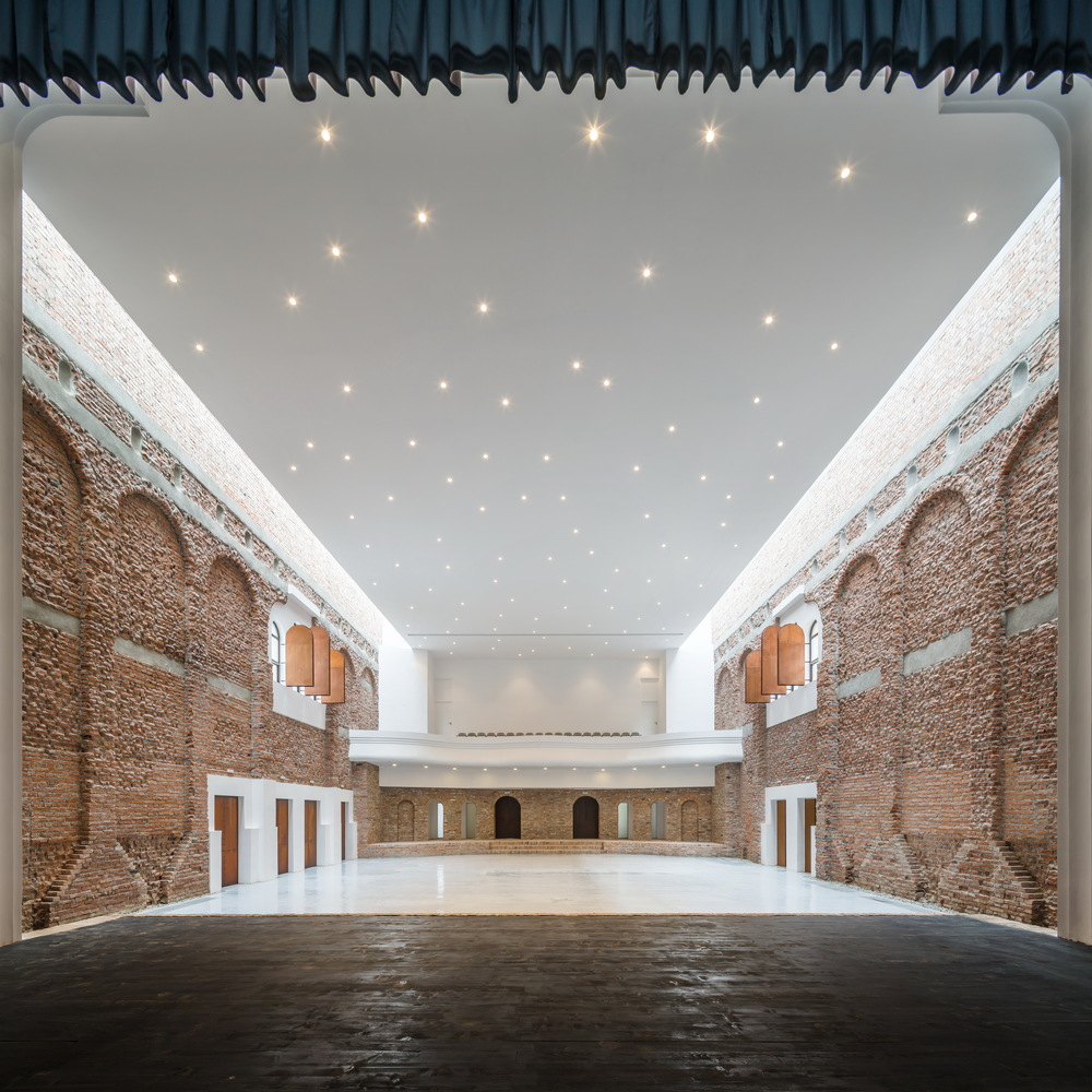 罗马尼亚布拉伊文化宫修复重生-45