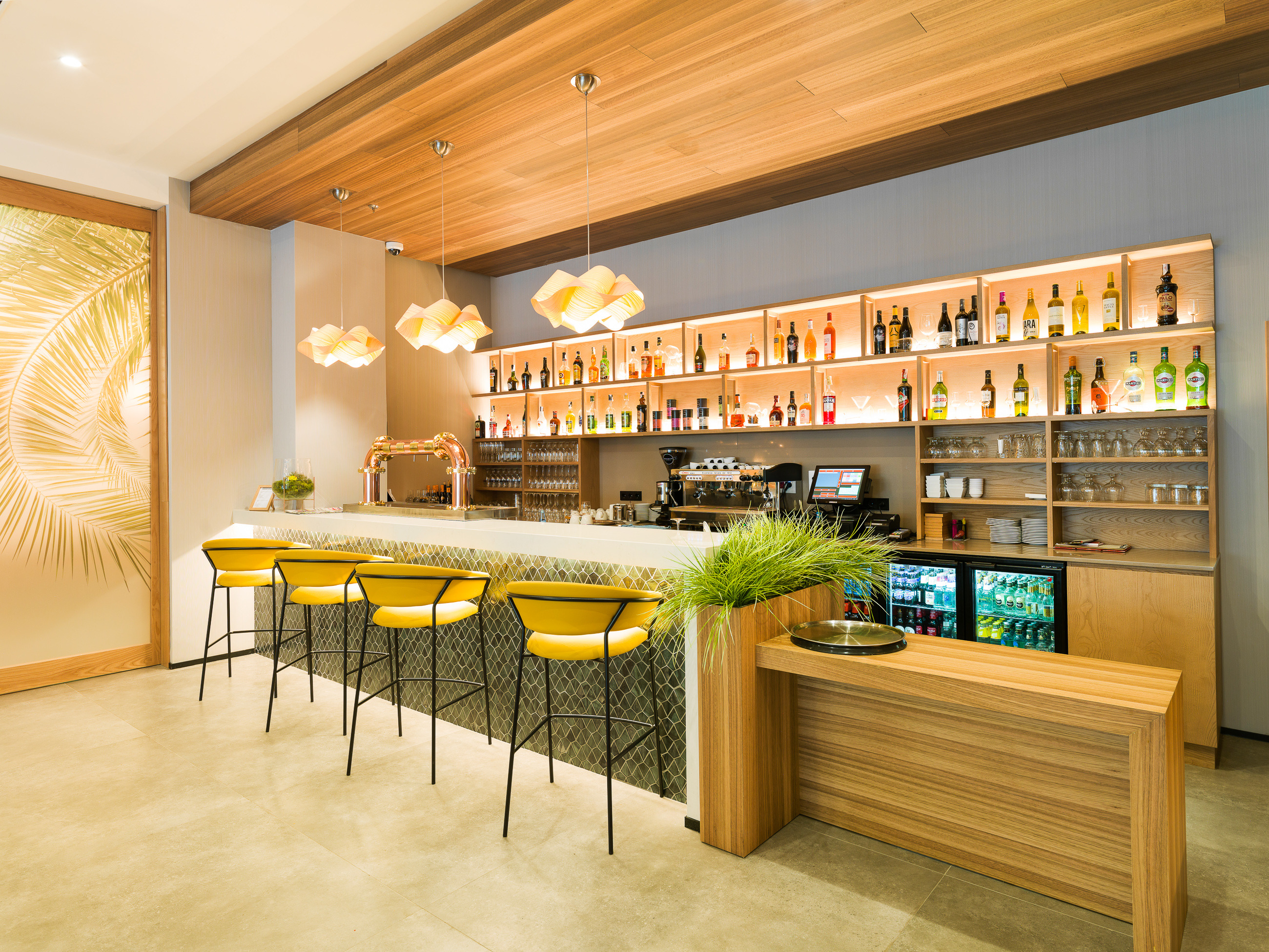 地中海风情融入四星级酒店设计-15