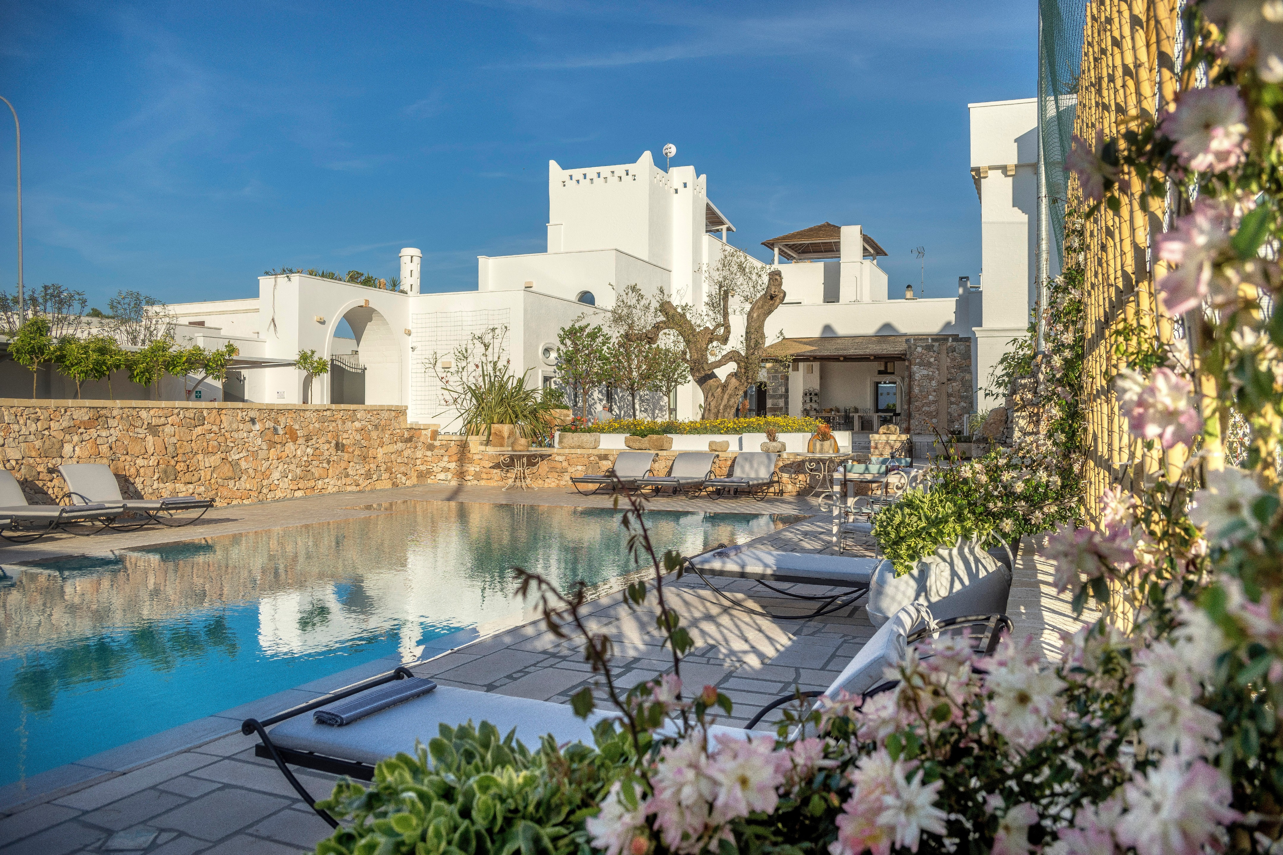 2015 年完工的意大利风情酒店与餐厅设计-14