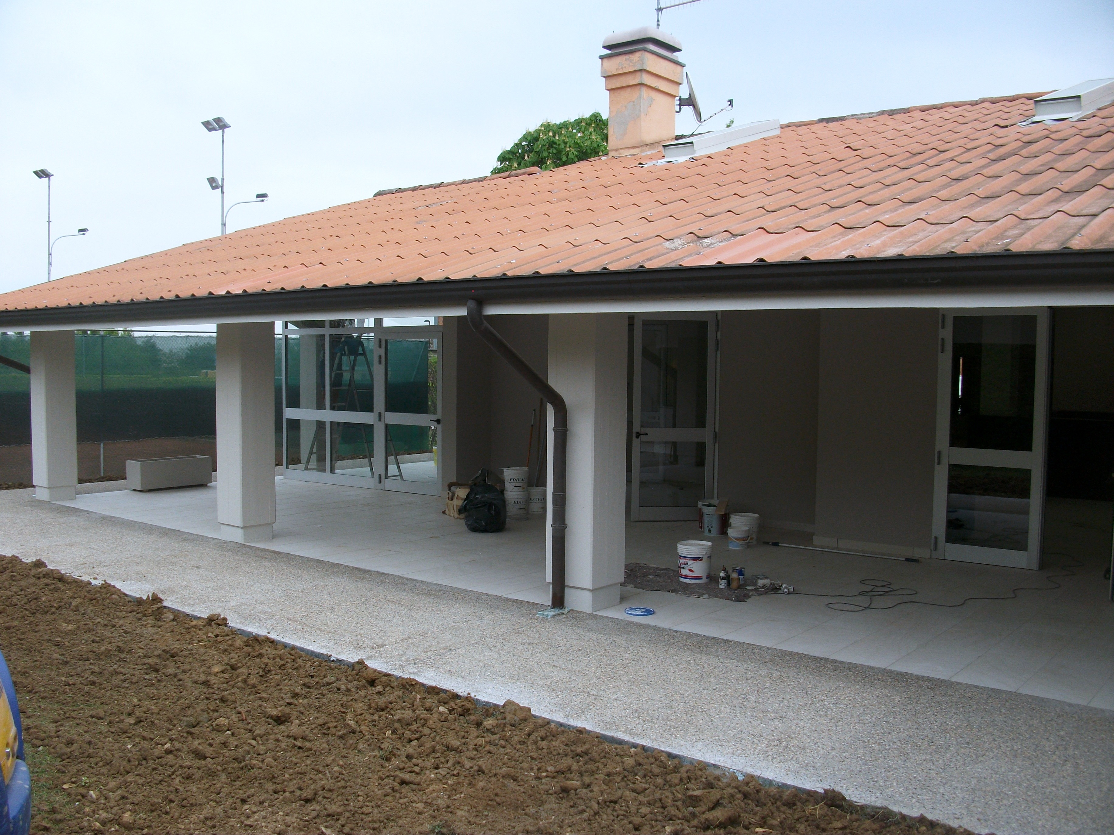 2011 年完成的 CLUB HAUSE C.T. ALBINEA 项目 | 精简现代休闲空间-14