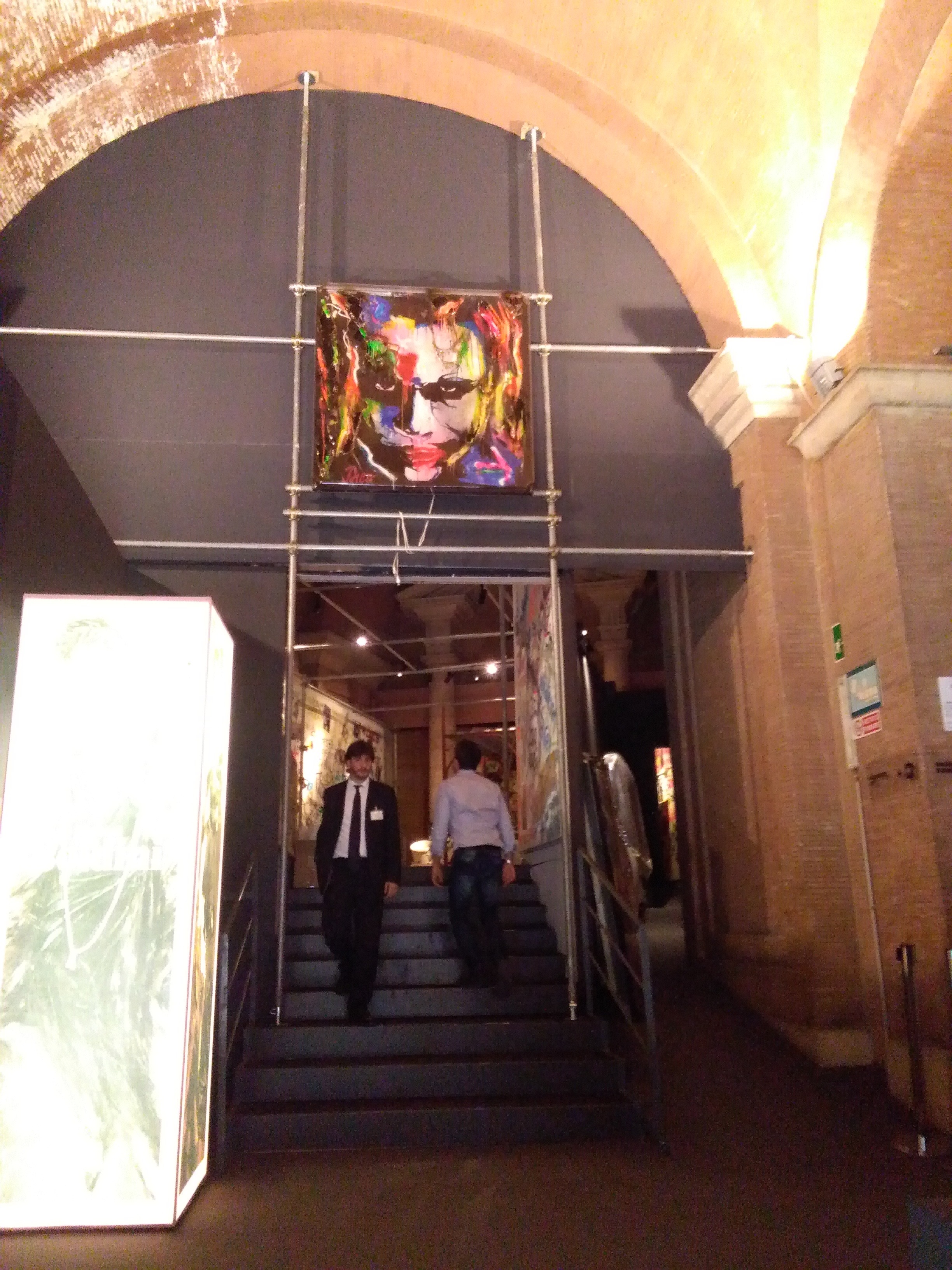 罗马维托里诺广场“燃烧”展览设计-4