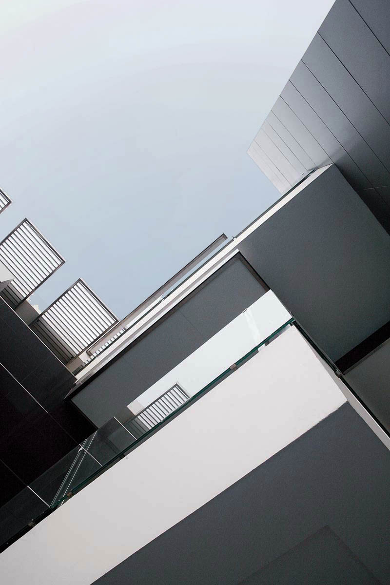 曼谷炫目住宅设计-11