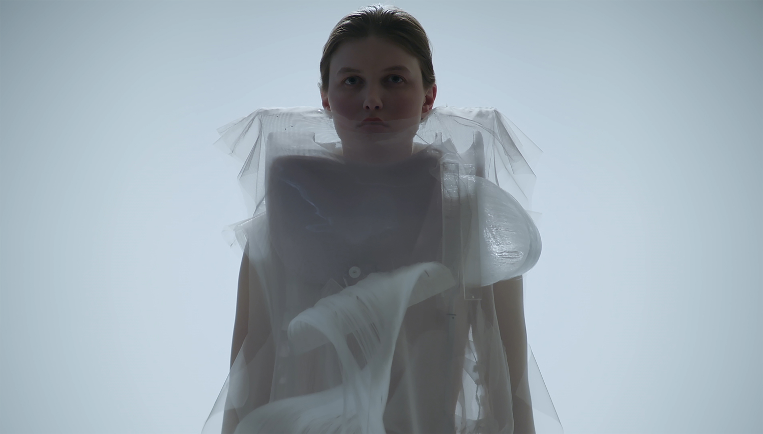 应高创意时装设计 | 互动、感知与反思-18