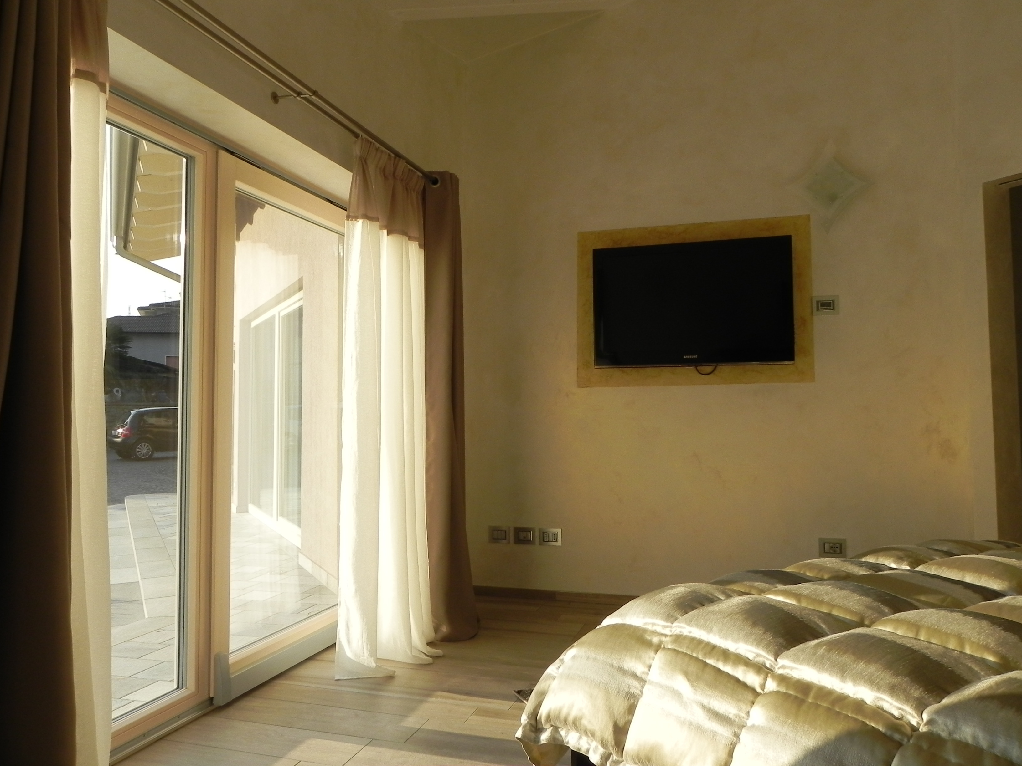 融合传统与现代的意大利木质别墅-9